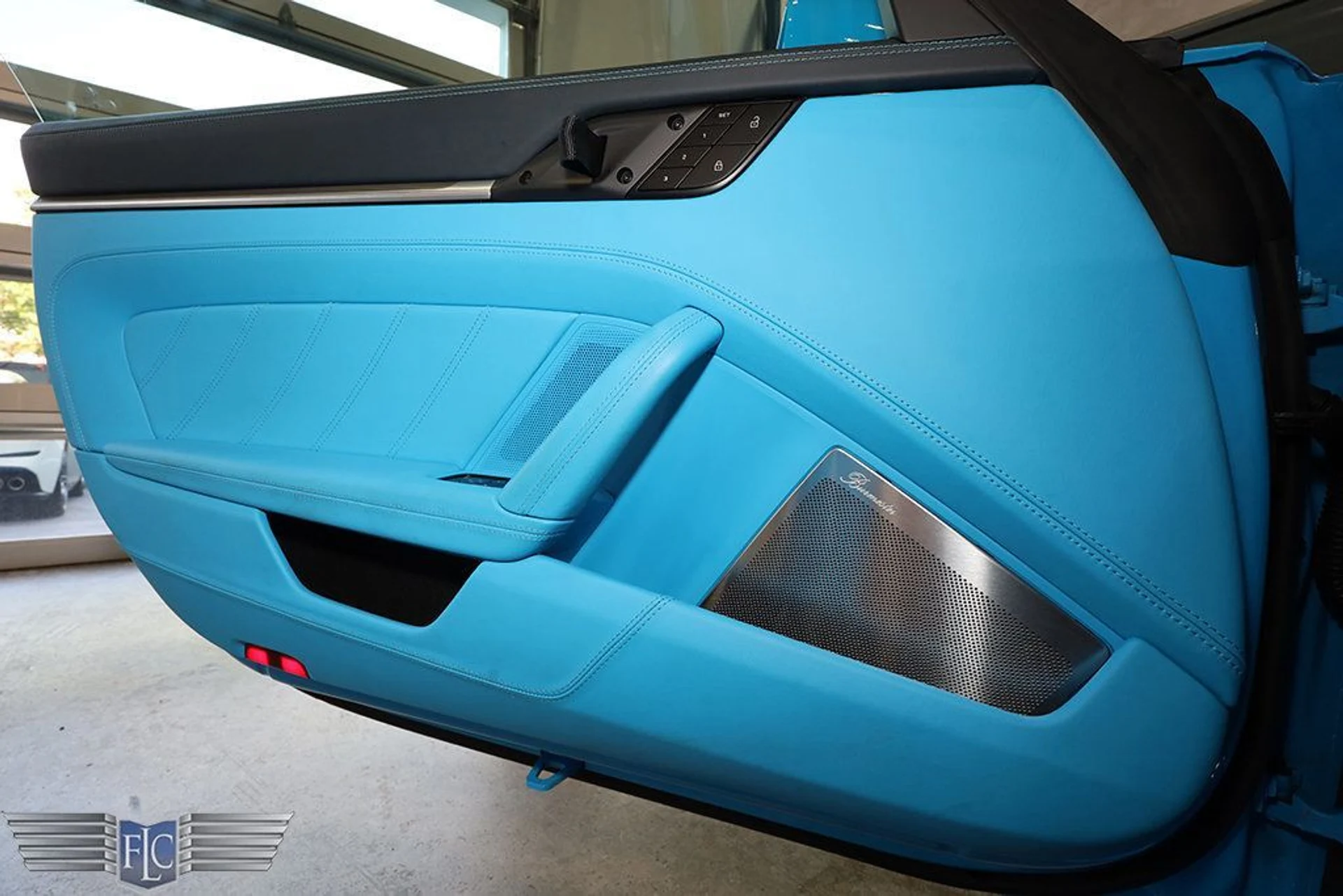 mph014_2454199184_used_2022_porsche_911_turboscoupe_9689_23016612_15_1024_97e1a08f81