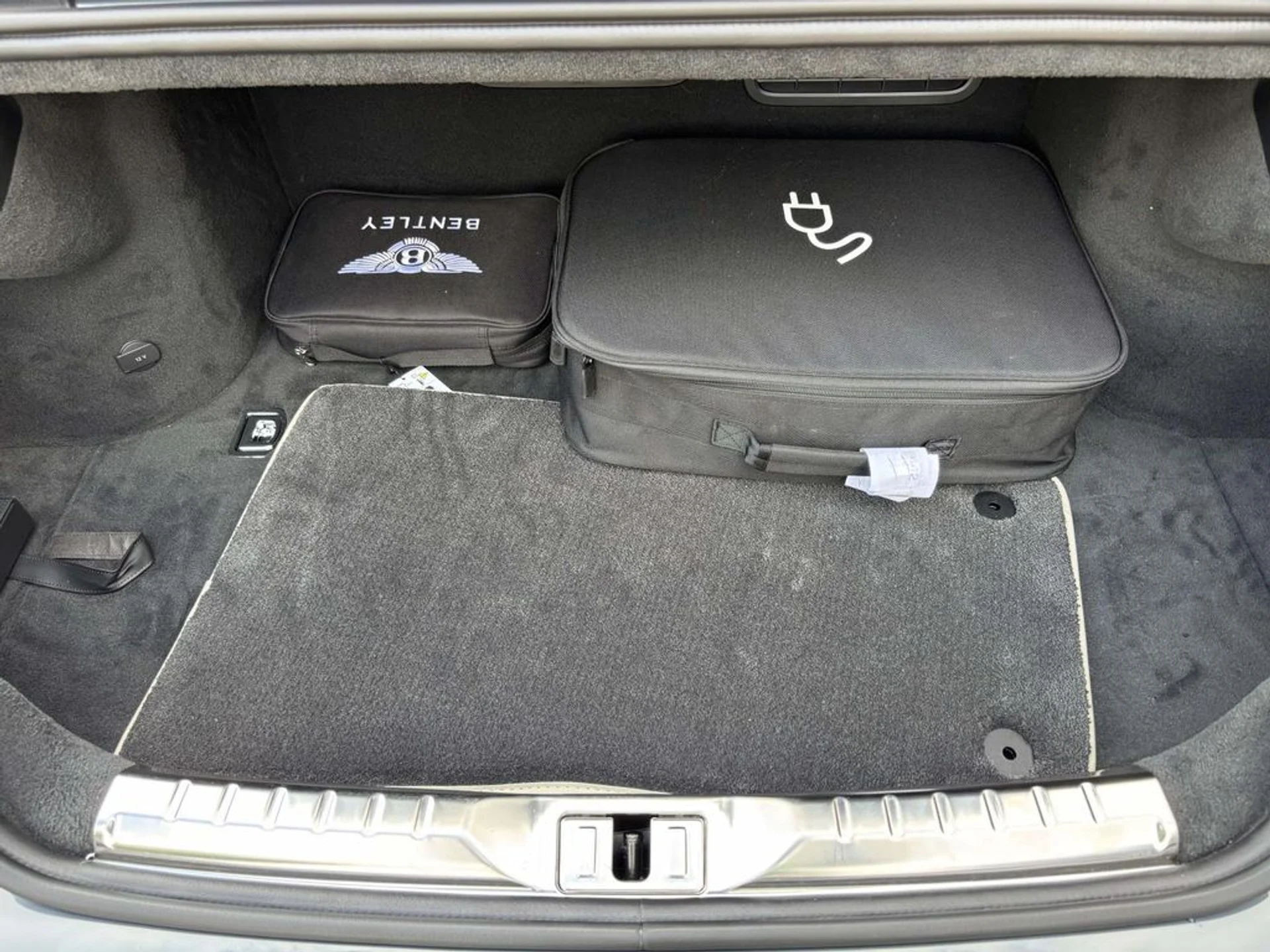 mph014_2456545837_fce6e74fe4e3cd2aba07464204079ceax_8e236437fd