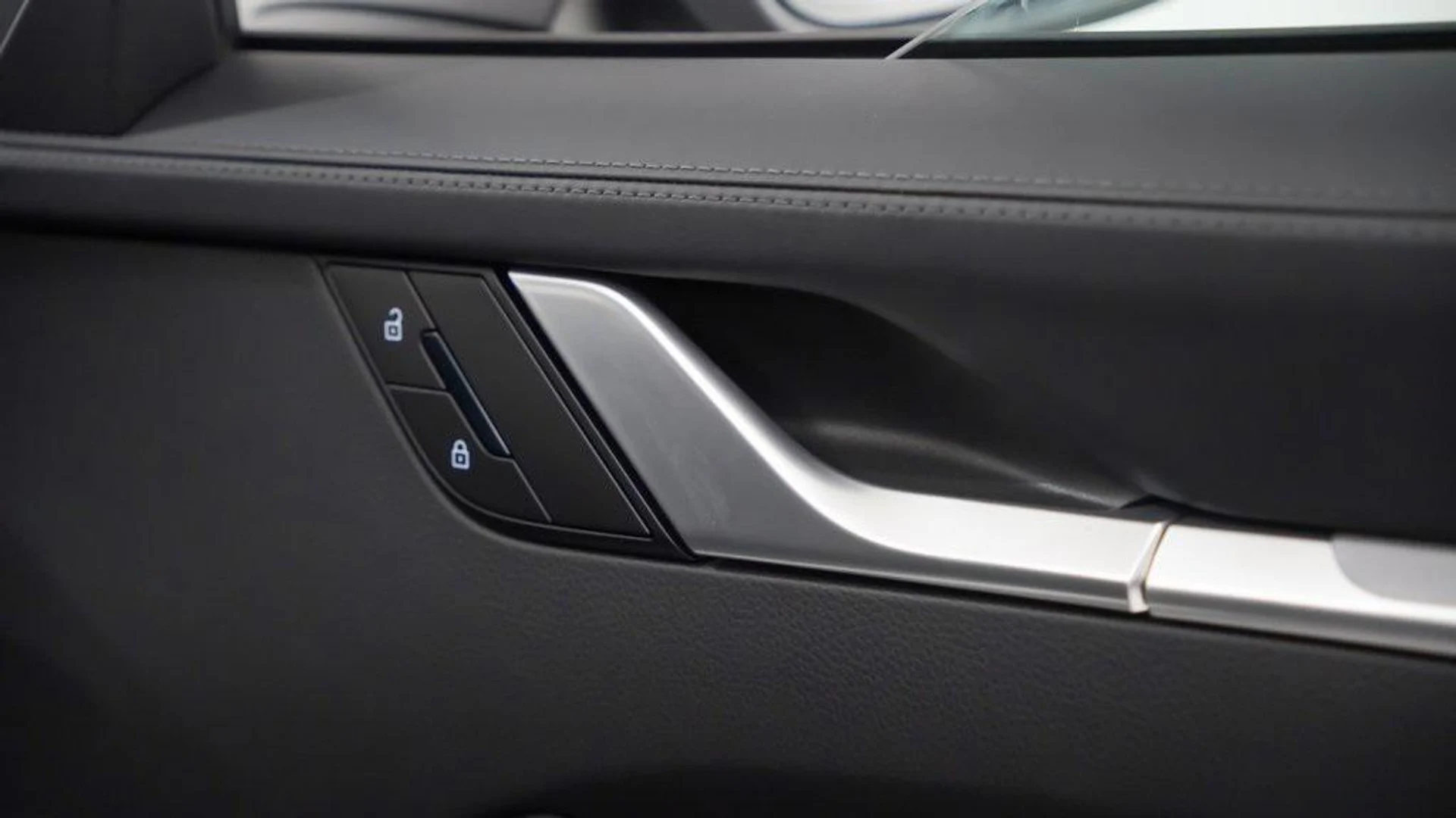 mph014_2464583321_1_Lu_Raa_Wj_Z2_Et_Sk_J_Kc_f_Eh_Or_K1_MI_8cb8e814f3