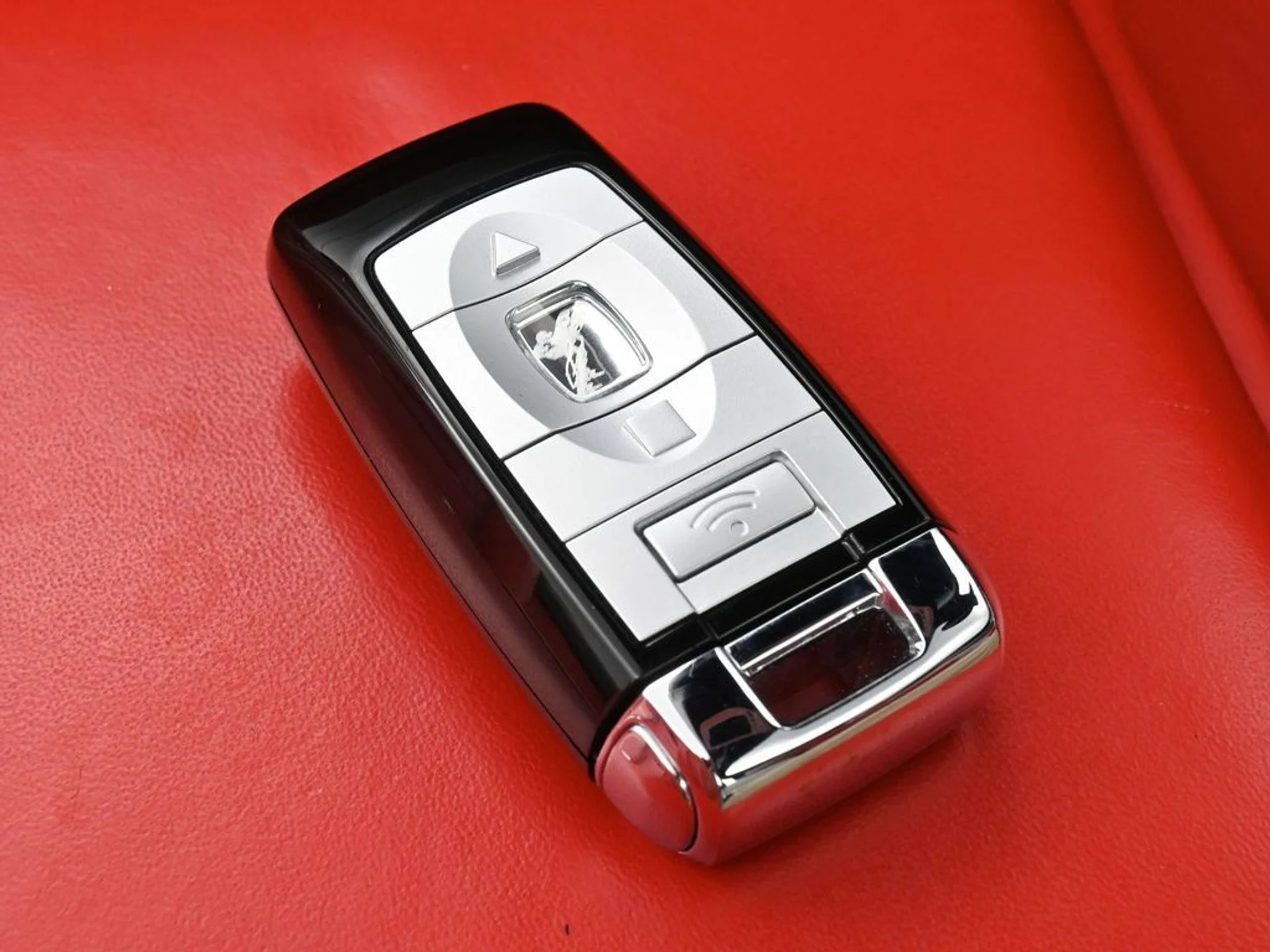 mph014_2465126421_806ed865bebc64da53c3d6bdbf3ffc5ax_f3bad61486