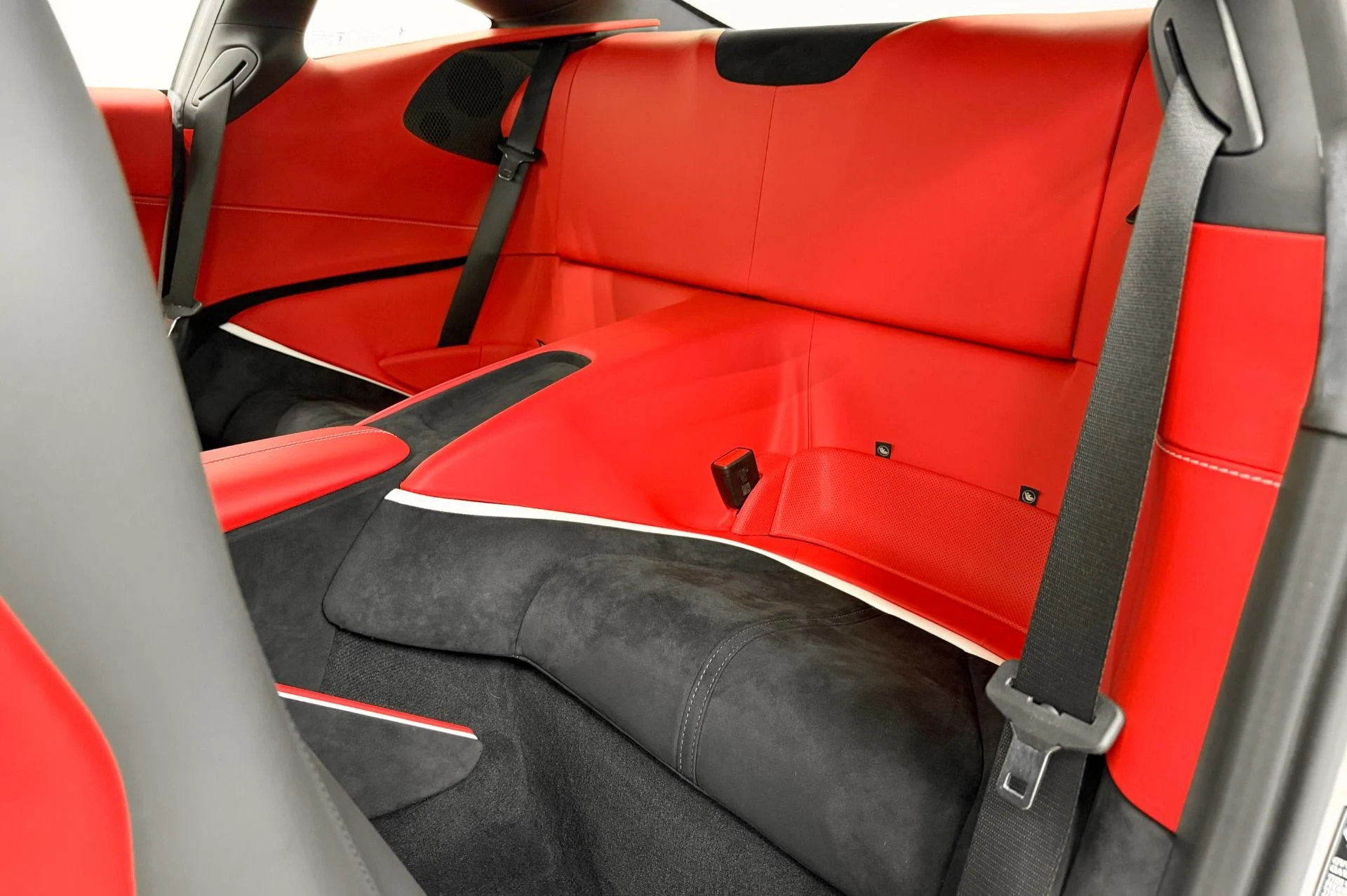 mph014_2469270694_Used_2024_Ferrari_Roma_Low_Miles_Two_Tone_Interior_612_Horsepower_1782839557_087bb9f1fd