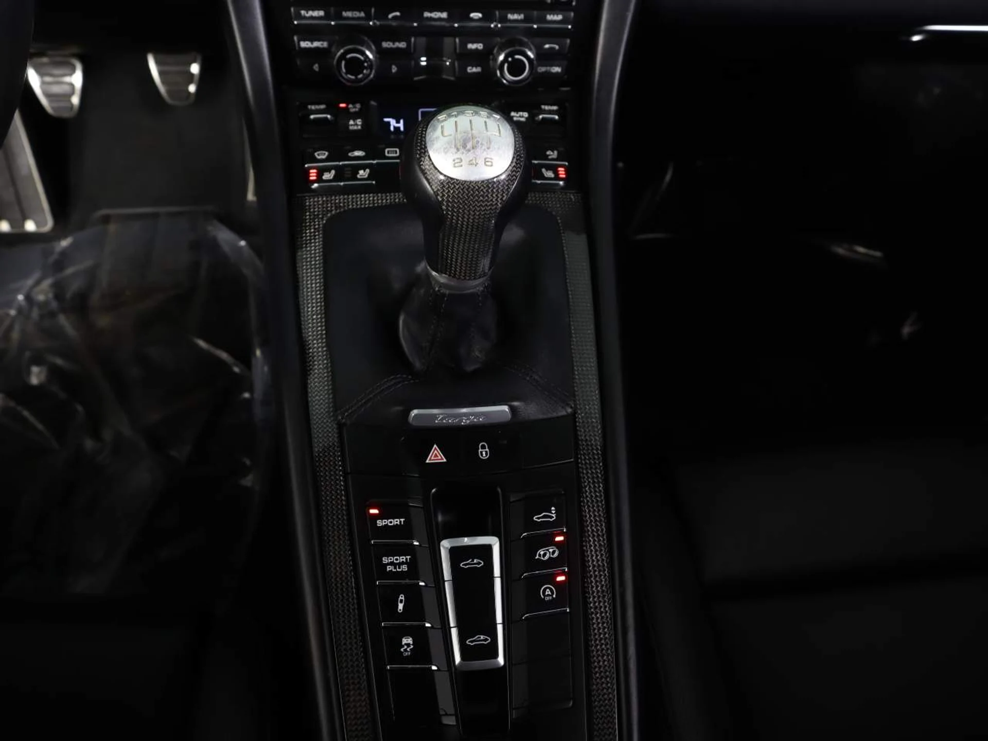 mph014_2469967404_d8e16b98f0caa9f542525584bb9bd8bc_b400265f2c