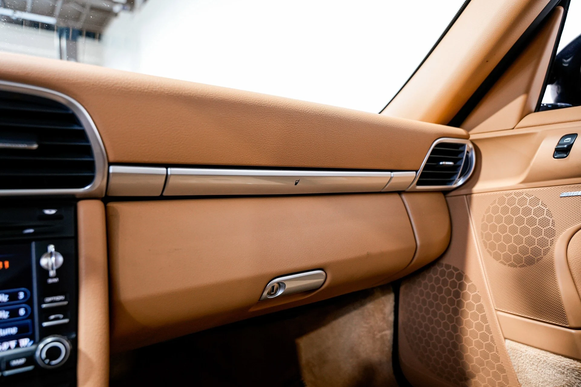 mph014_2474925990_bb3d66699f728aab7ac0e2d53475dc4dx_b68e4f9ff1