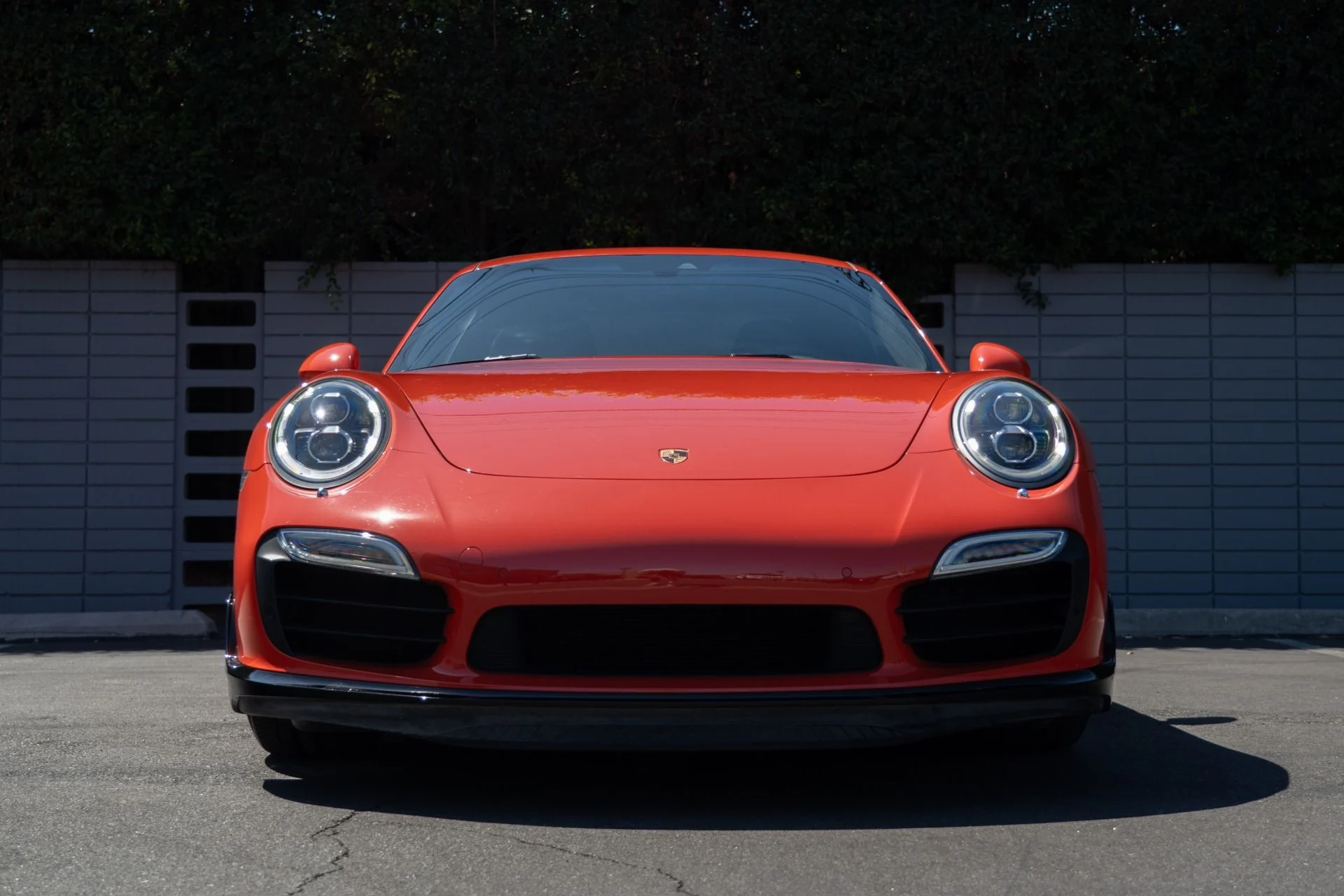 mph014_247795533_Used_2016_Porsche_911_Turbo_S_1756939702_2ce2aa2f82