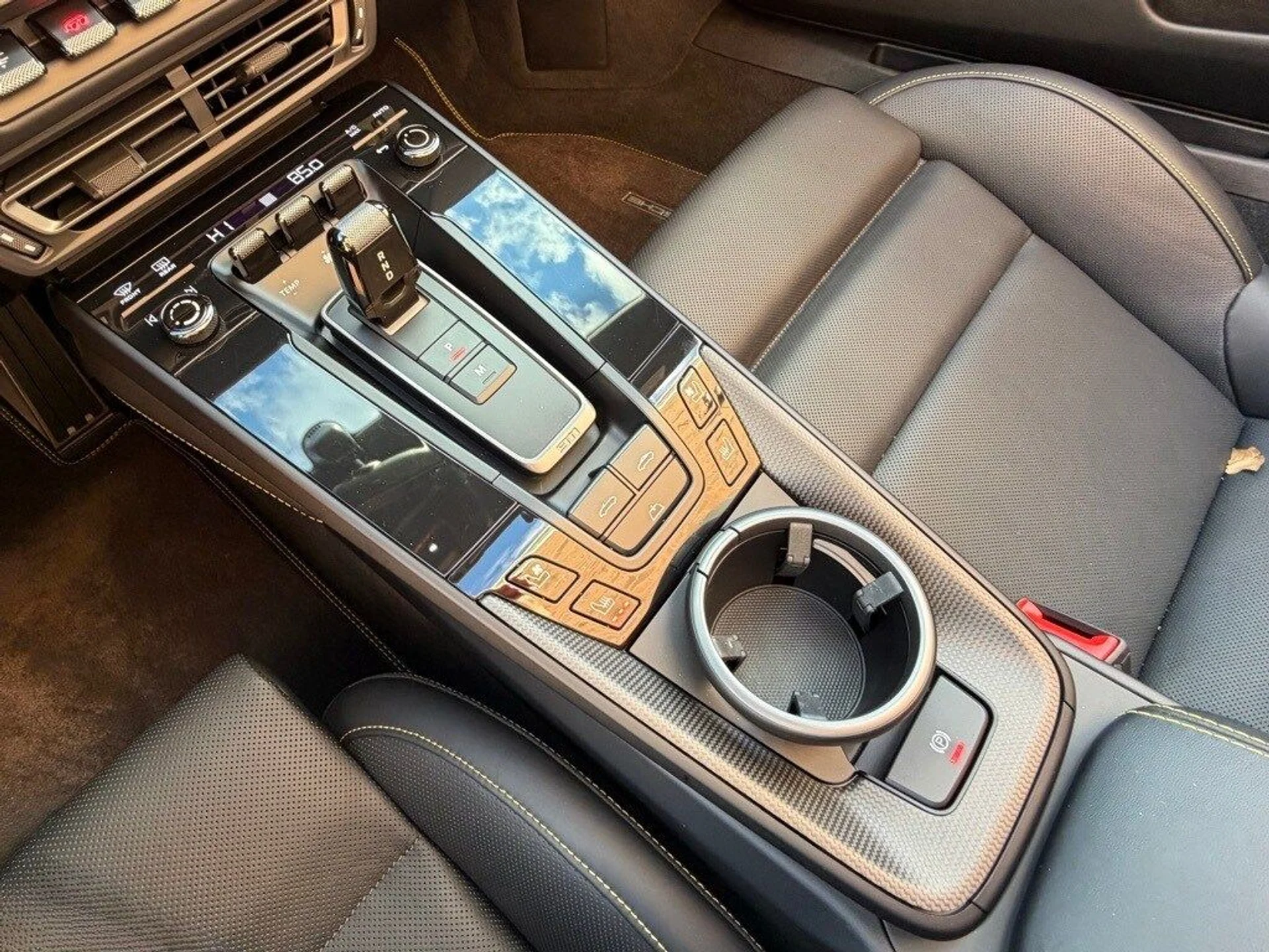 mph014_2480350264_d868591794f2d96e372255c296db2913x_e76e105f77