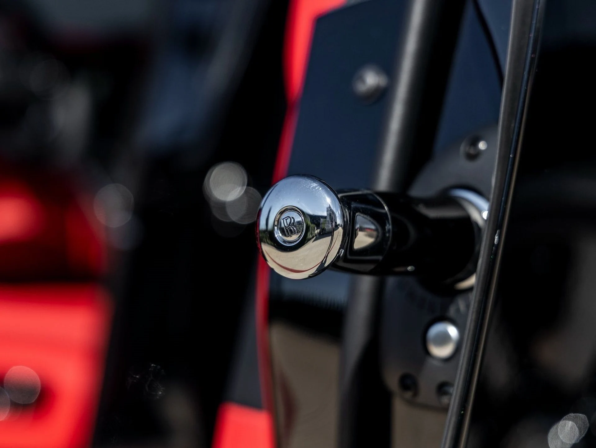 mph014_2480762652_15_0e6ea6eddb