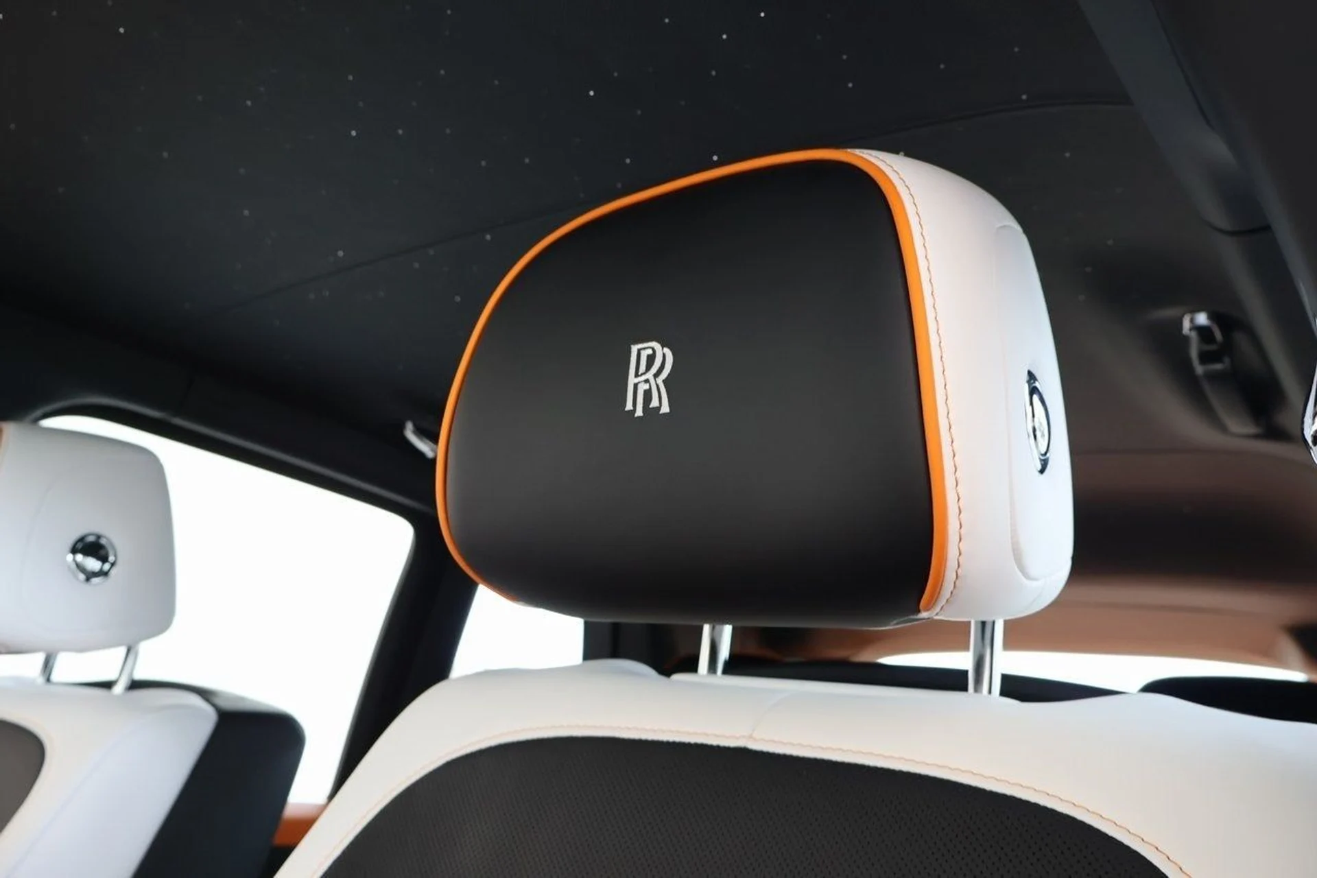 mph014_2485279733_15_5c1bb5d81e