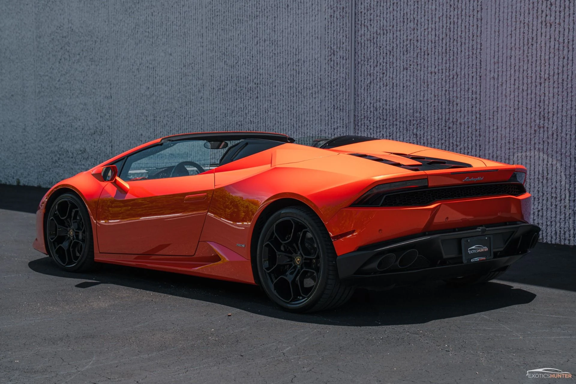 mph014_2493467596_Used_2016_Lamborghini_Huracan_LP_610_4_Spyder_1753135594_f27cb4e644