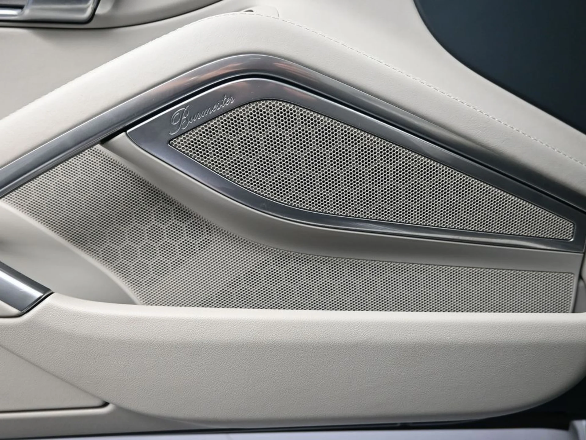 mph014_250299318_a8f2e9b8f427a5859339c01c2e6c9648x_3c97064678