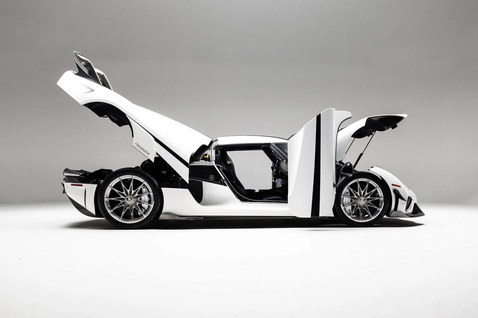 mph014_2503410435_13358_p15_l_66ea9b441b