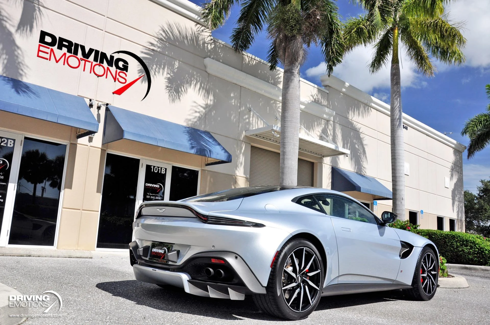 mph014_2503640687_880_p15_l_d7af1aef9e