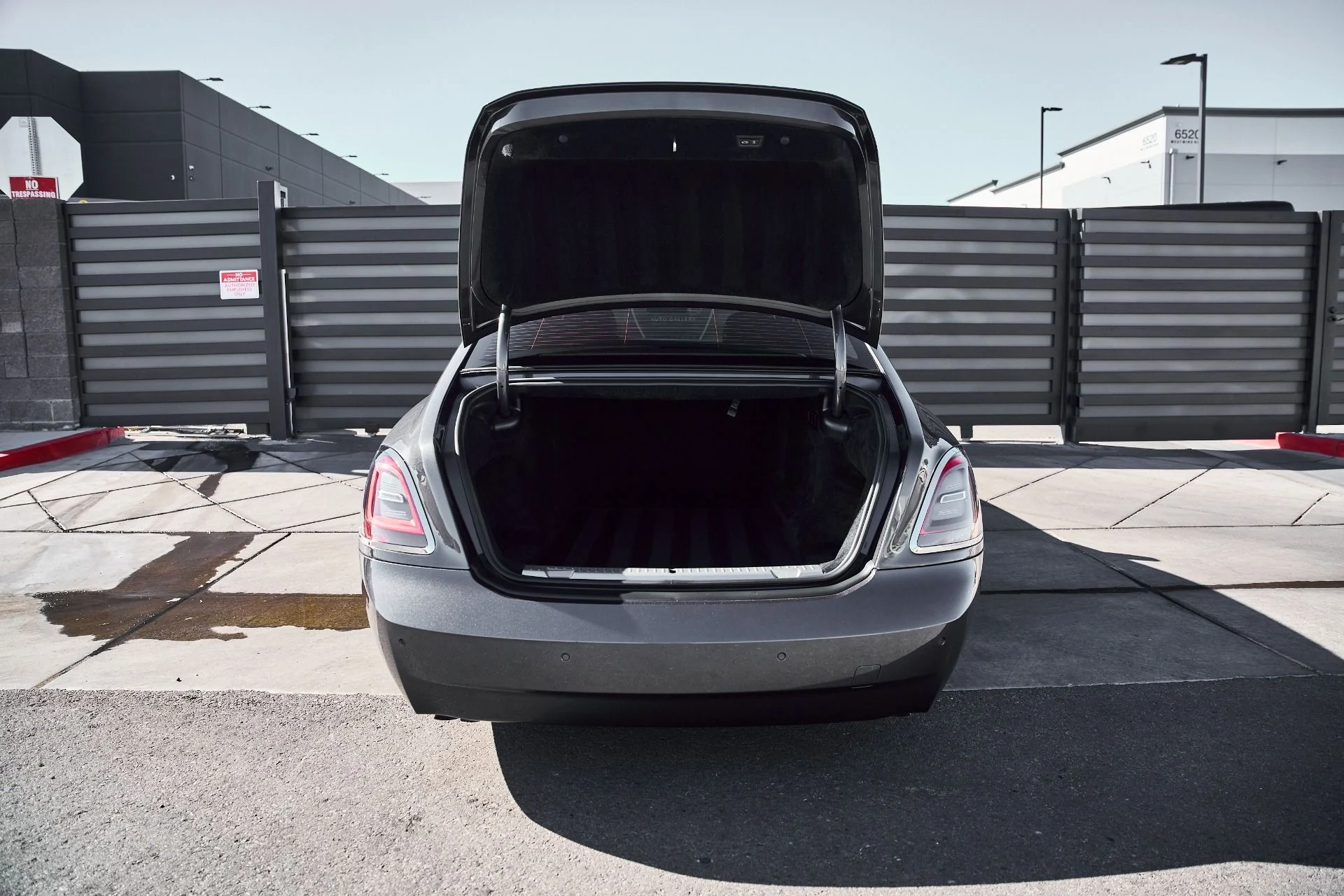 mph014_2504074430_Used_2023_Rolls_Royce_Ghost_1770699505_73188615e5