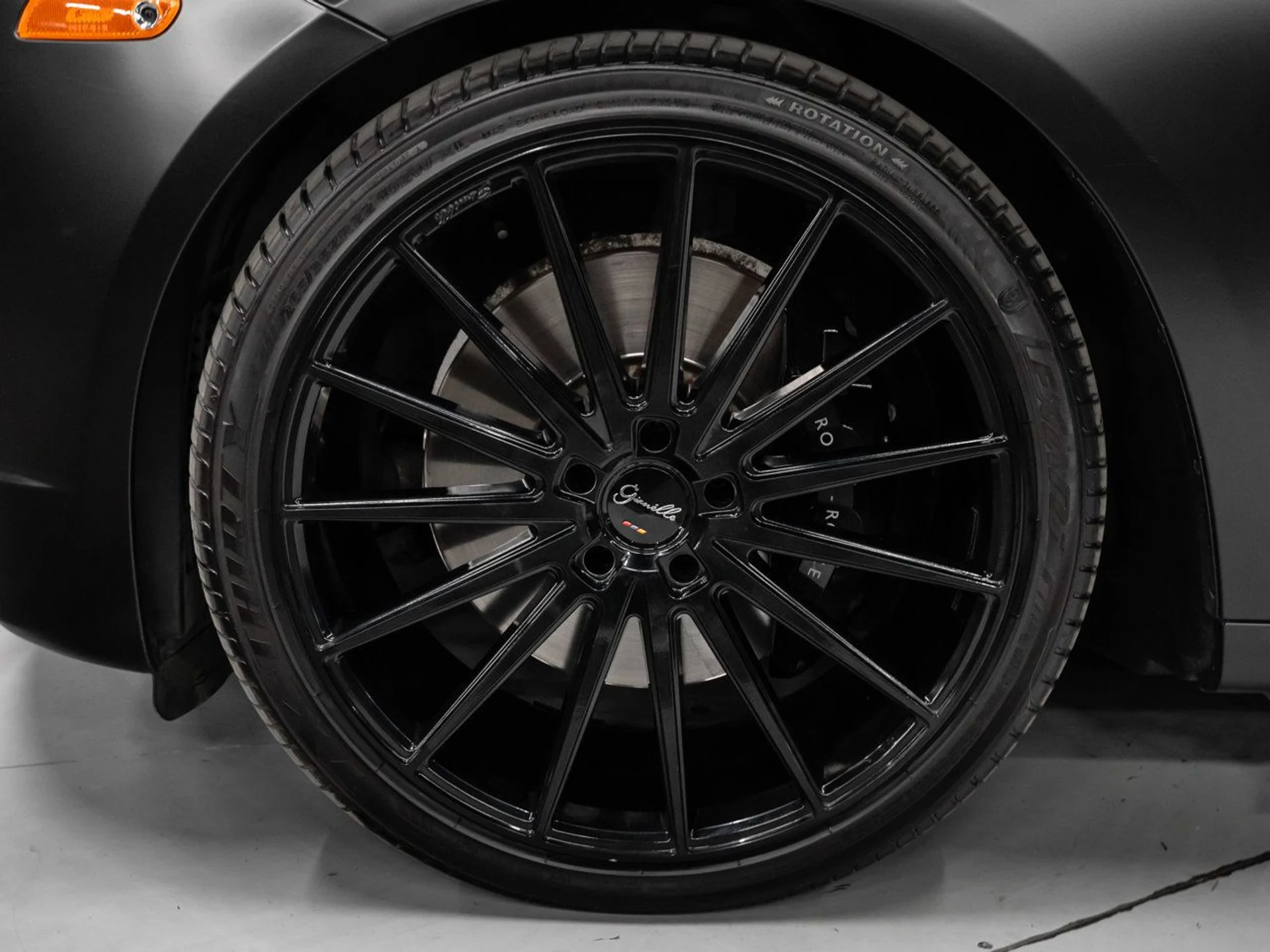 mph014_2504697776_rolls_royce_ghost_2012_3d55f91b6e