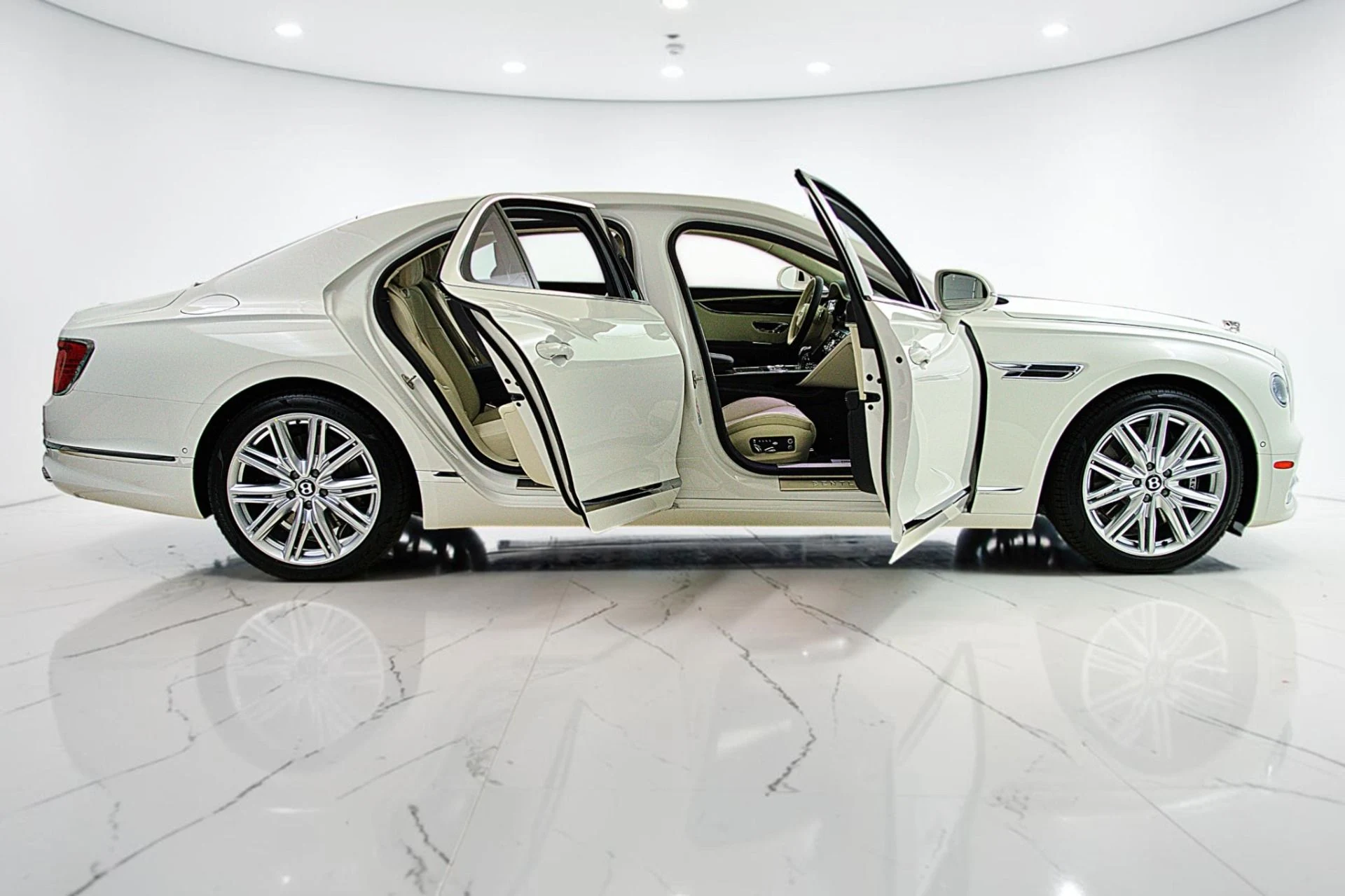 mph014_2506069547_Used_2023_Bentley_Flying_Spur_Hybrid_V6_LEASE_OPTIONS_AVAILABLE_9f60ddc8c1