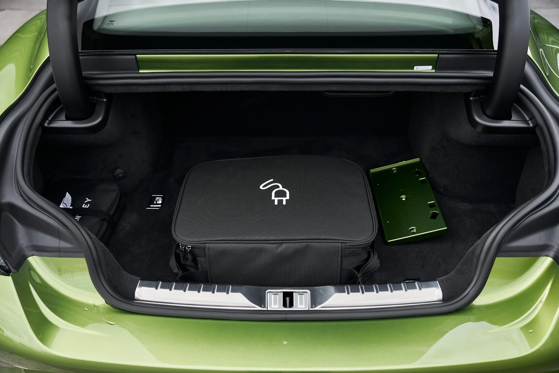 mph014_2517355943_Used_2025_Bentley_Continental_GT_Speed_1763168586_e1855e5e45