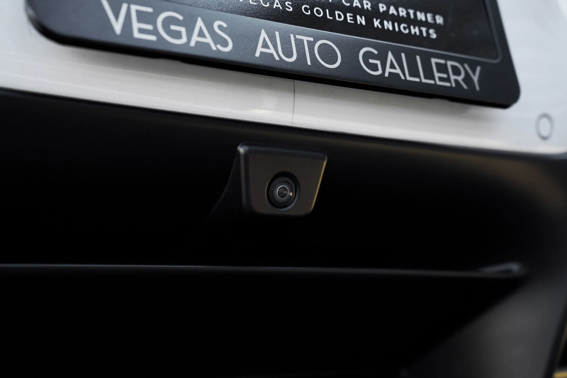 mph014_2519209237_Used_2021_Ferrari_F8_Spider_Base_1763084366_7b3e0a7a2c