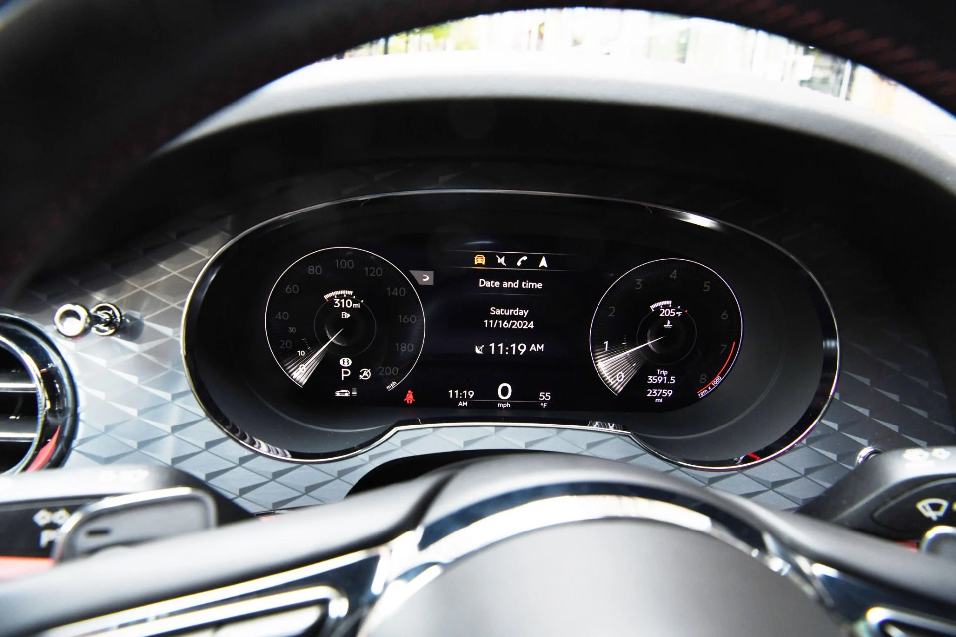 mph014_252587816_Used_2021_Bentley_Bentayga_V8_1761946591_16172c4e0d