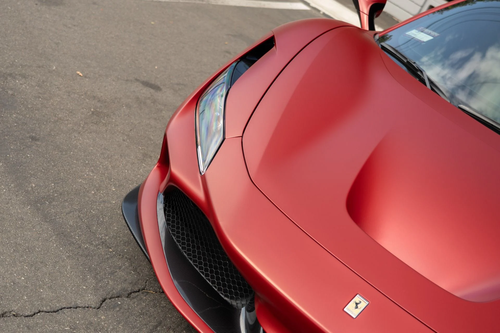 mph014_2527026537_Used_2020_Ferrari_F8_Tributo_1756838529_b5b4b3908a