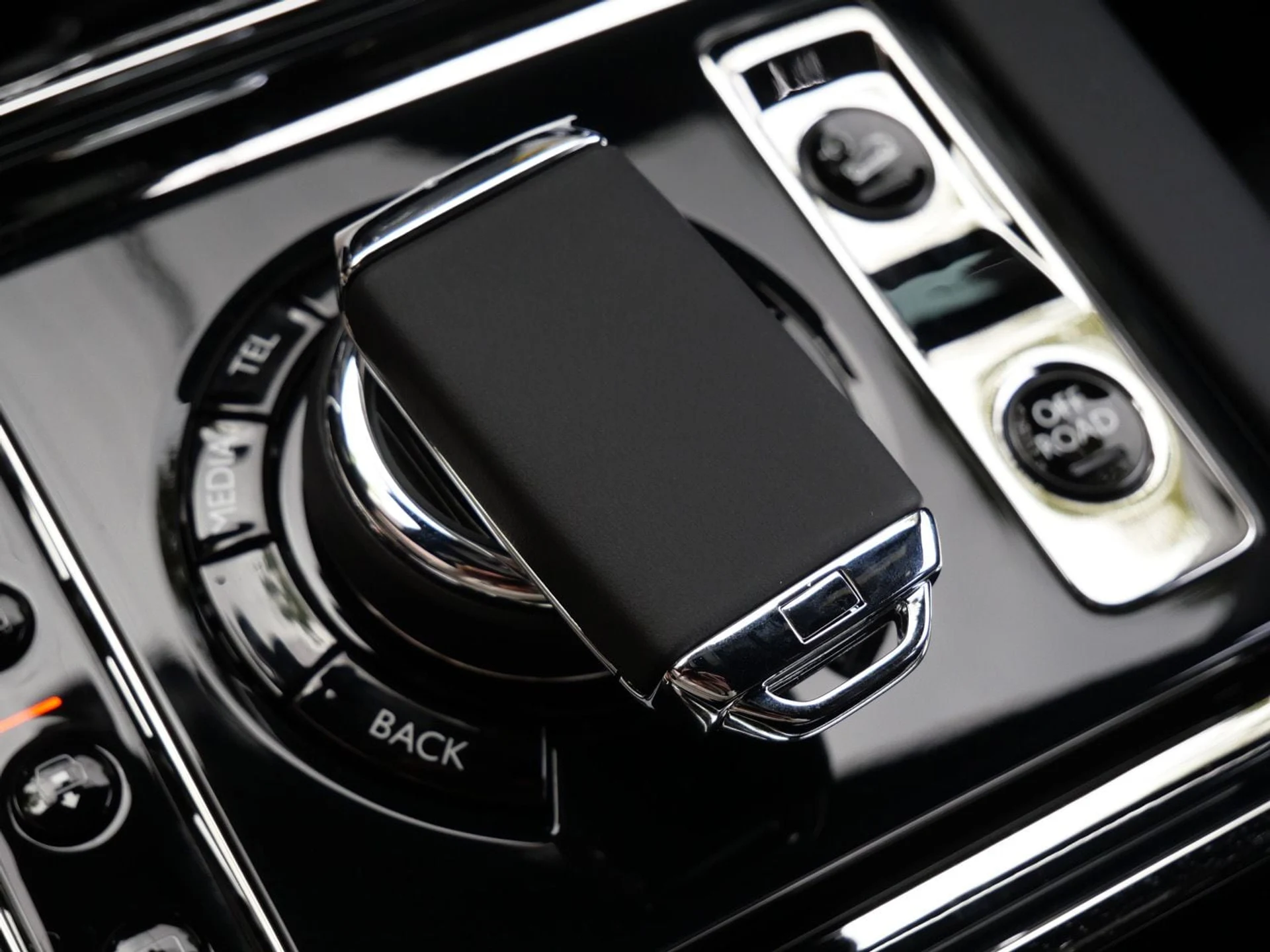 mph014_2540573022_594bc0c0d81f0fb6c3b2366d82b40ffdx_c776882990