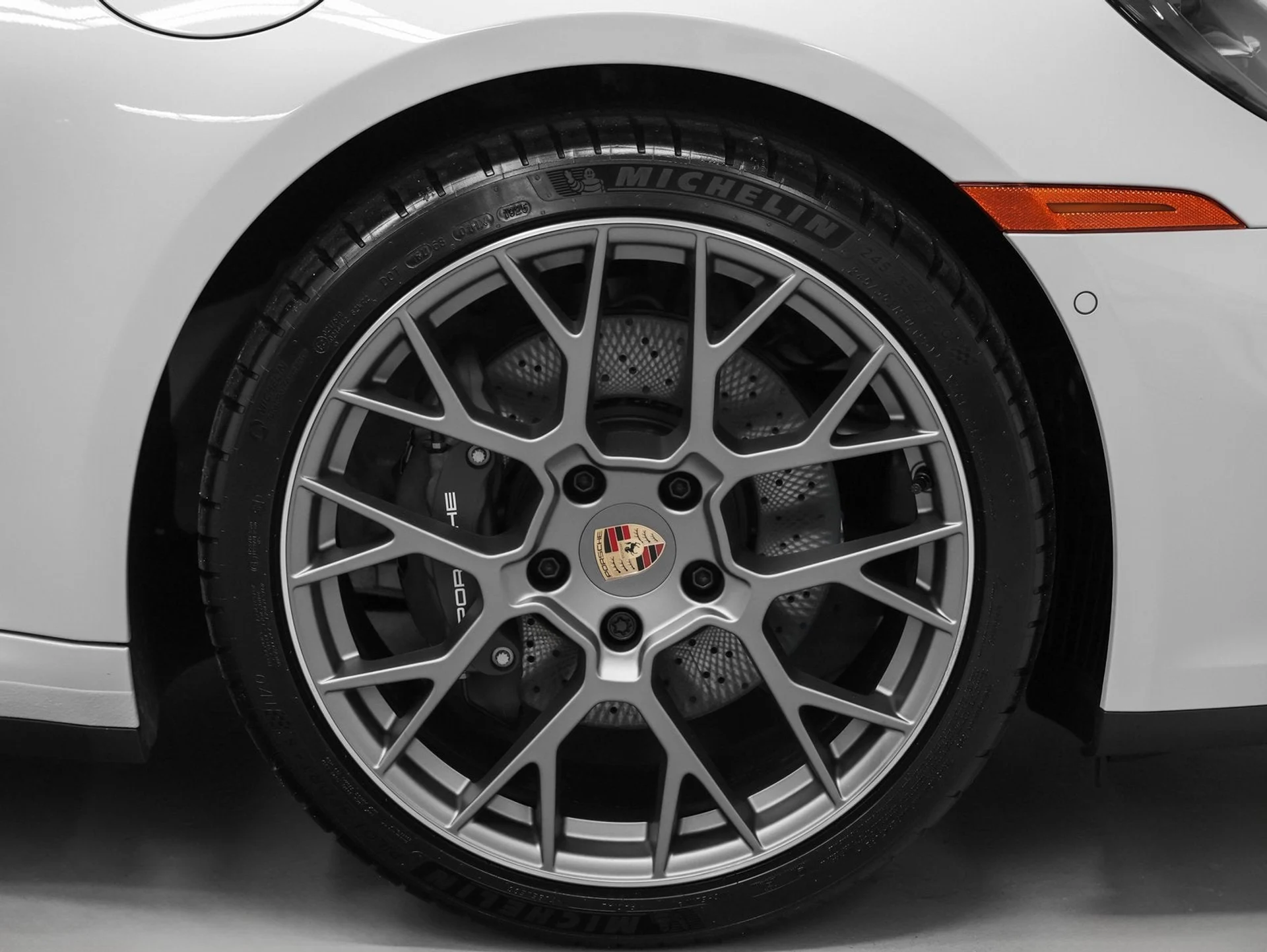 mph014_2549828766_15_160f5e1ec3