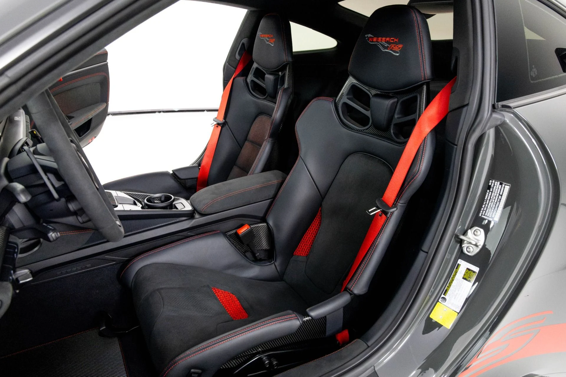 mph014_2554003166_Used_2025_Porsche_911_GT_3_RS_1760657226_44beea09a2