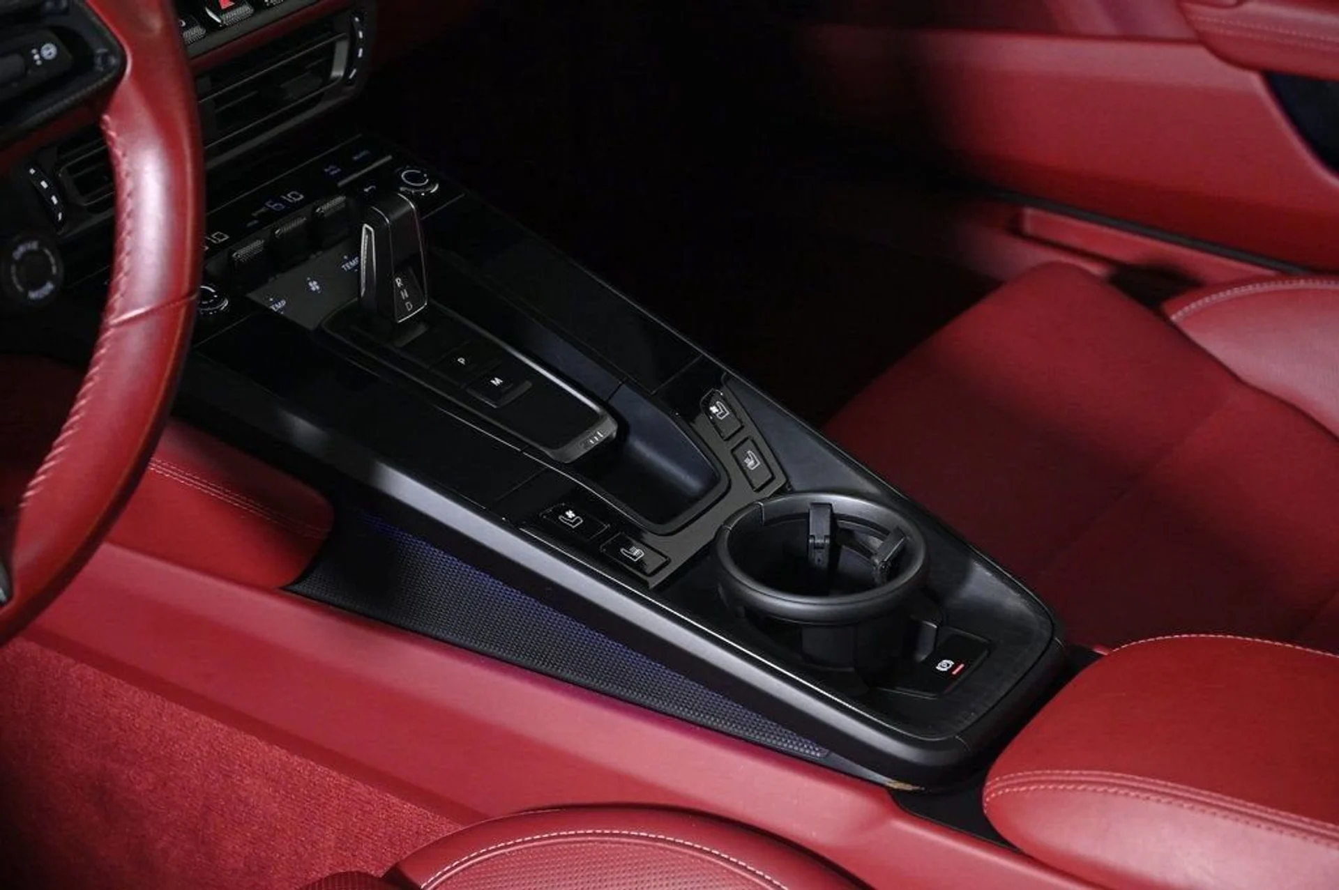 mph014_2564508171_10d24ec7418845449066958d04c86323_8fd9e7fc65