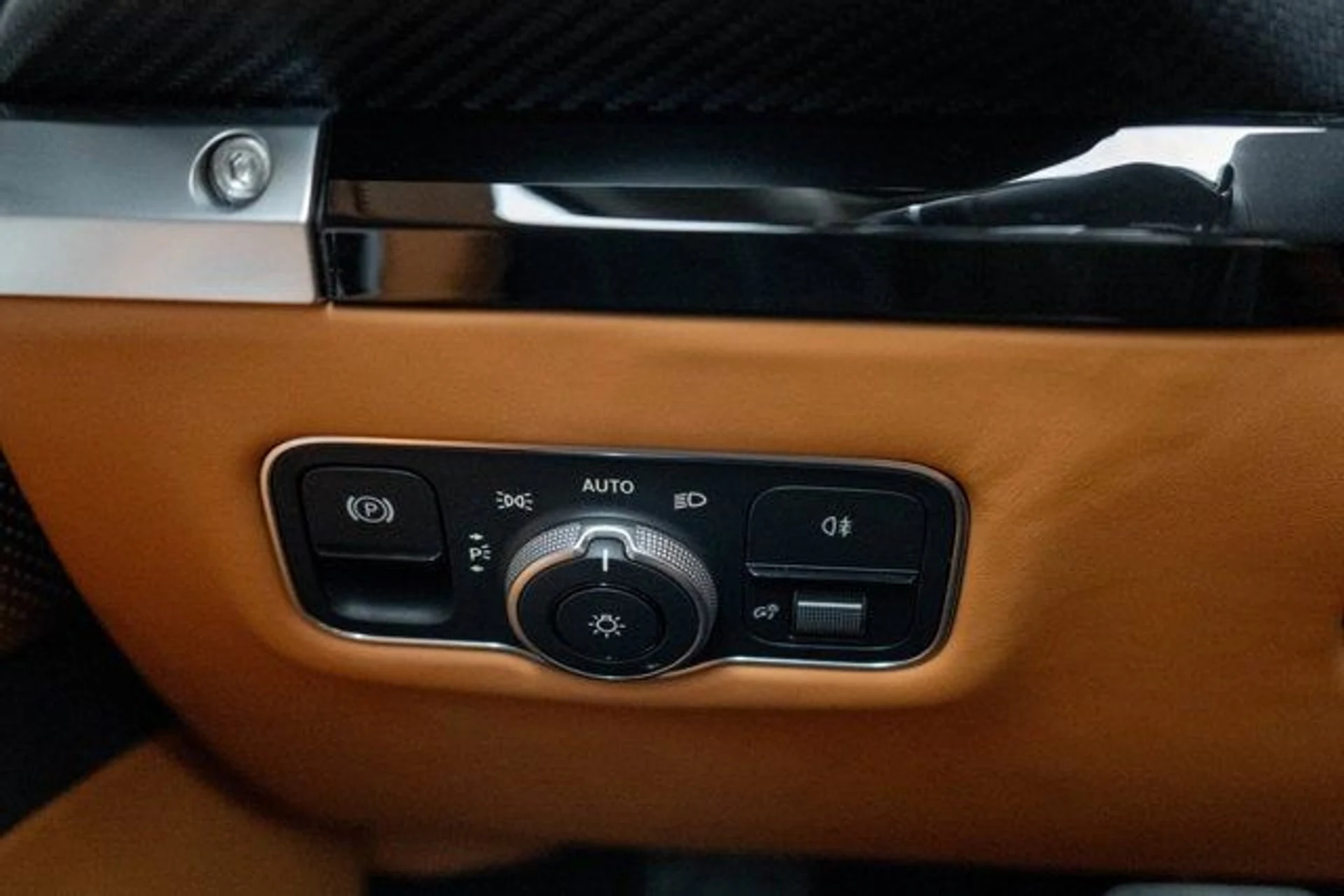 mph014_256540071_15_7e0a4c4c15