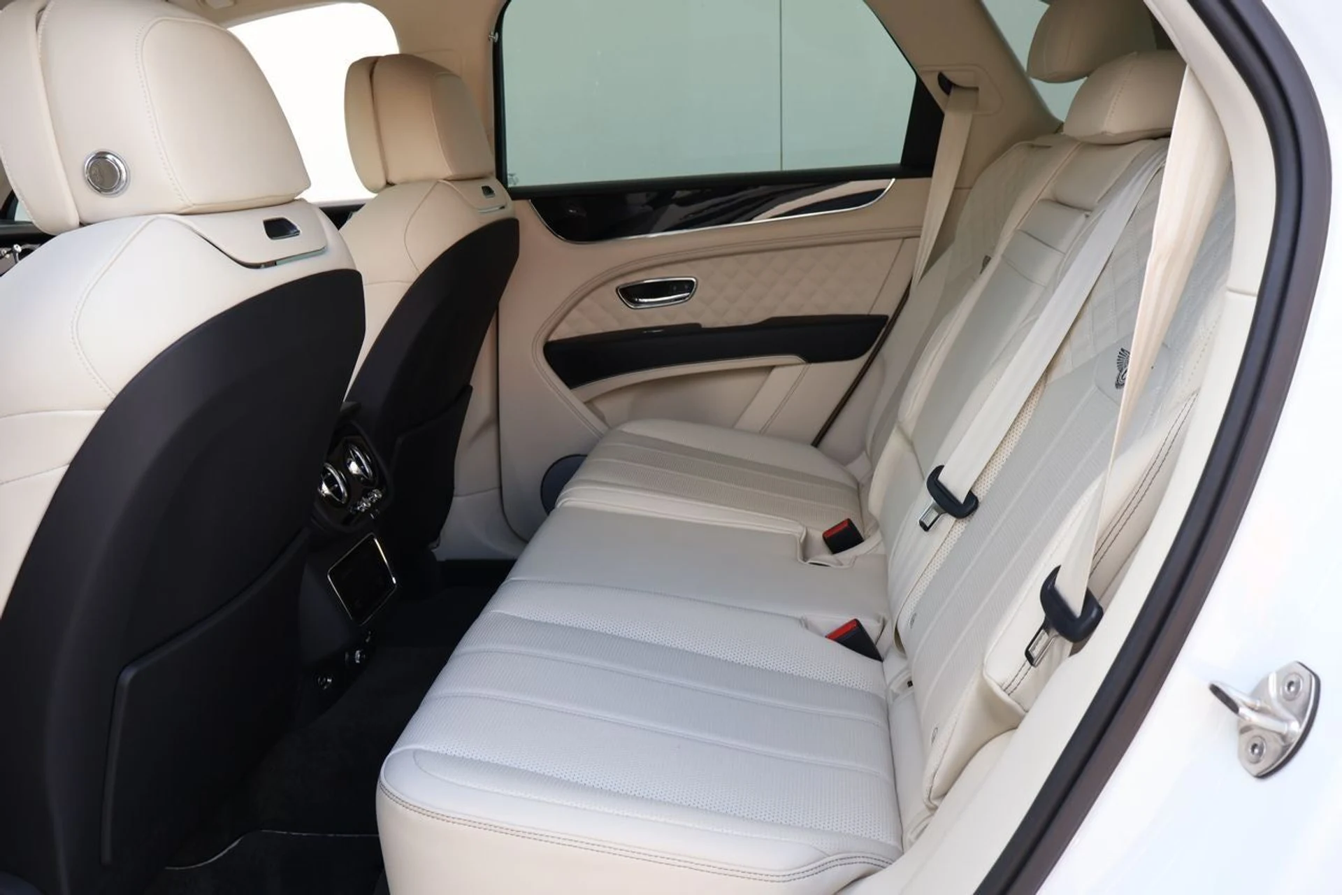 mph014_2569420346_15_afadaccce5