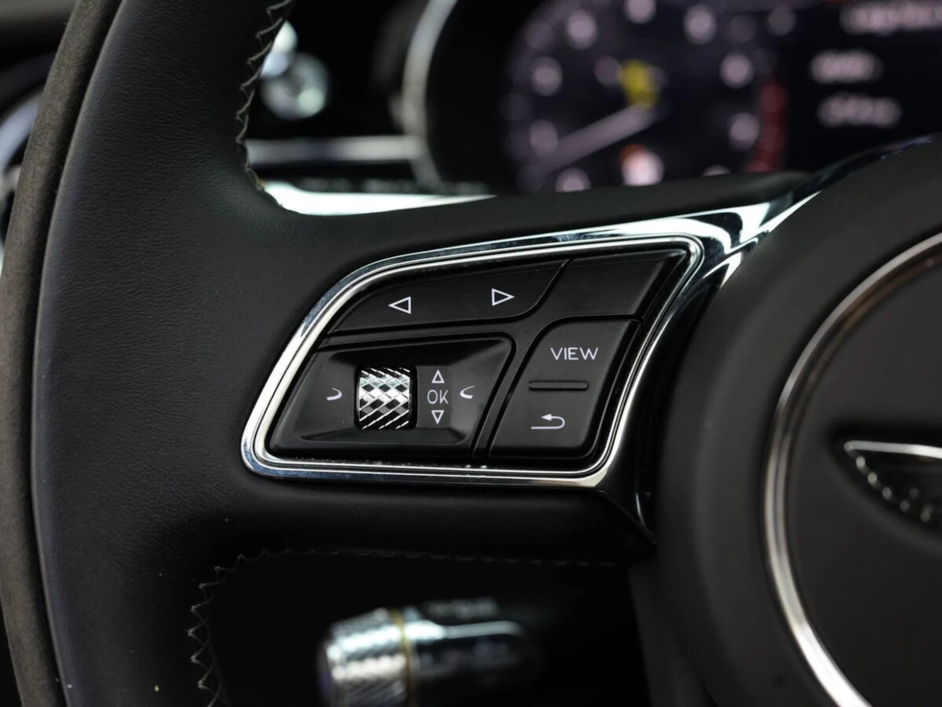 mph014_2570609116_crgmqiada03jv25ulxr75ijbtjue_a759819221