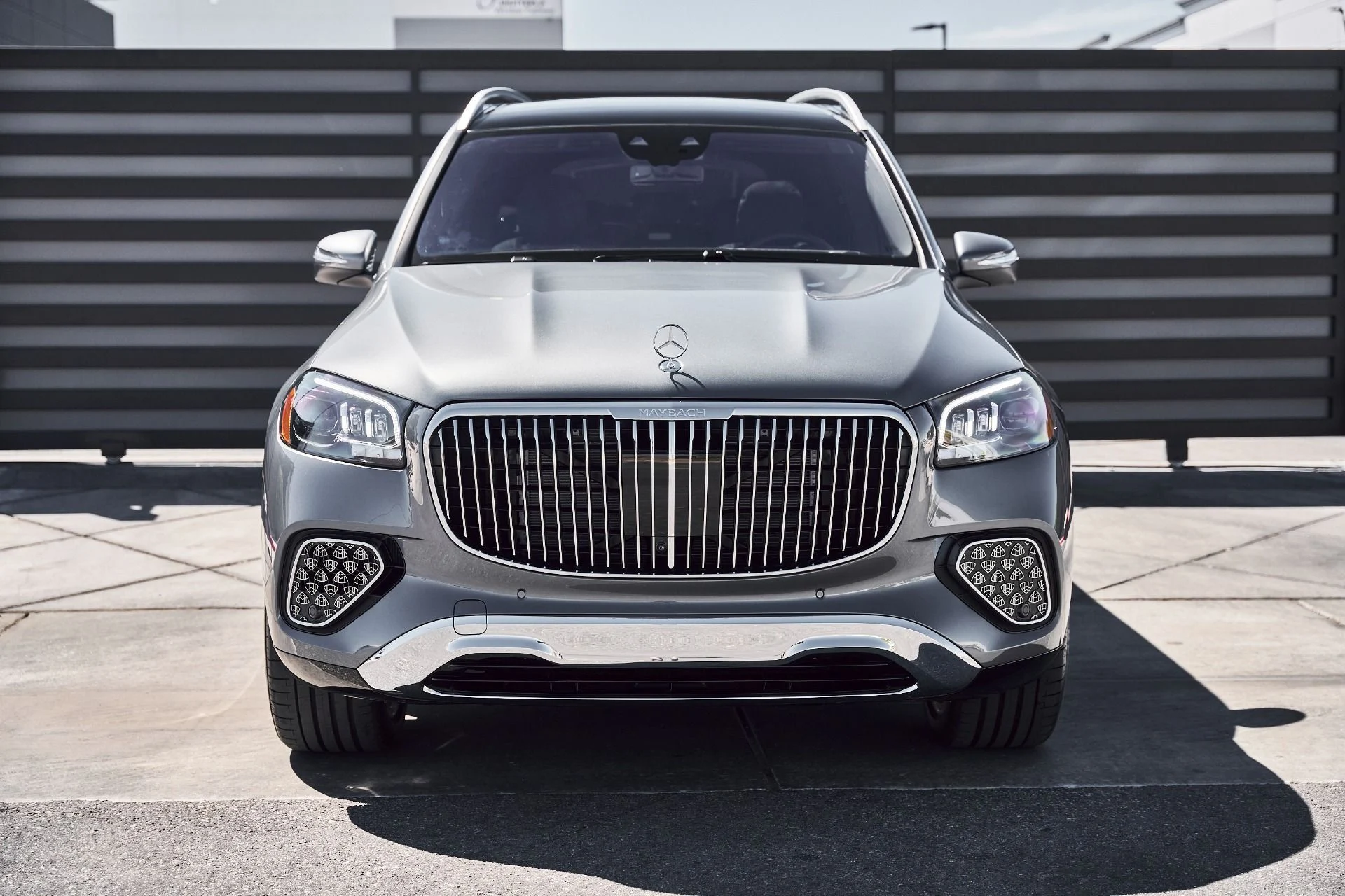 mph014_2574509638_Used_2026_Mercedes_Benz_GLS_Maybach_GLS_600_1776125261_1ae4545aae