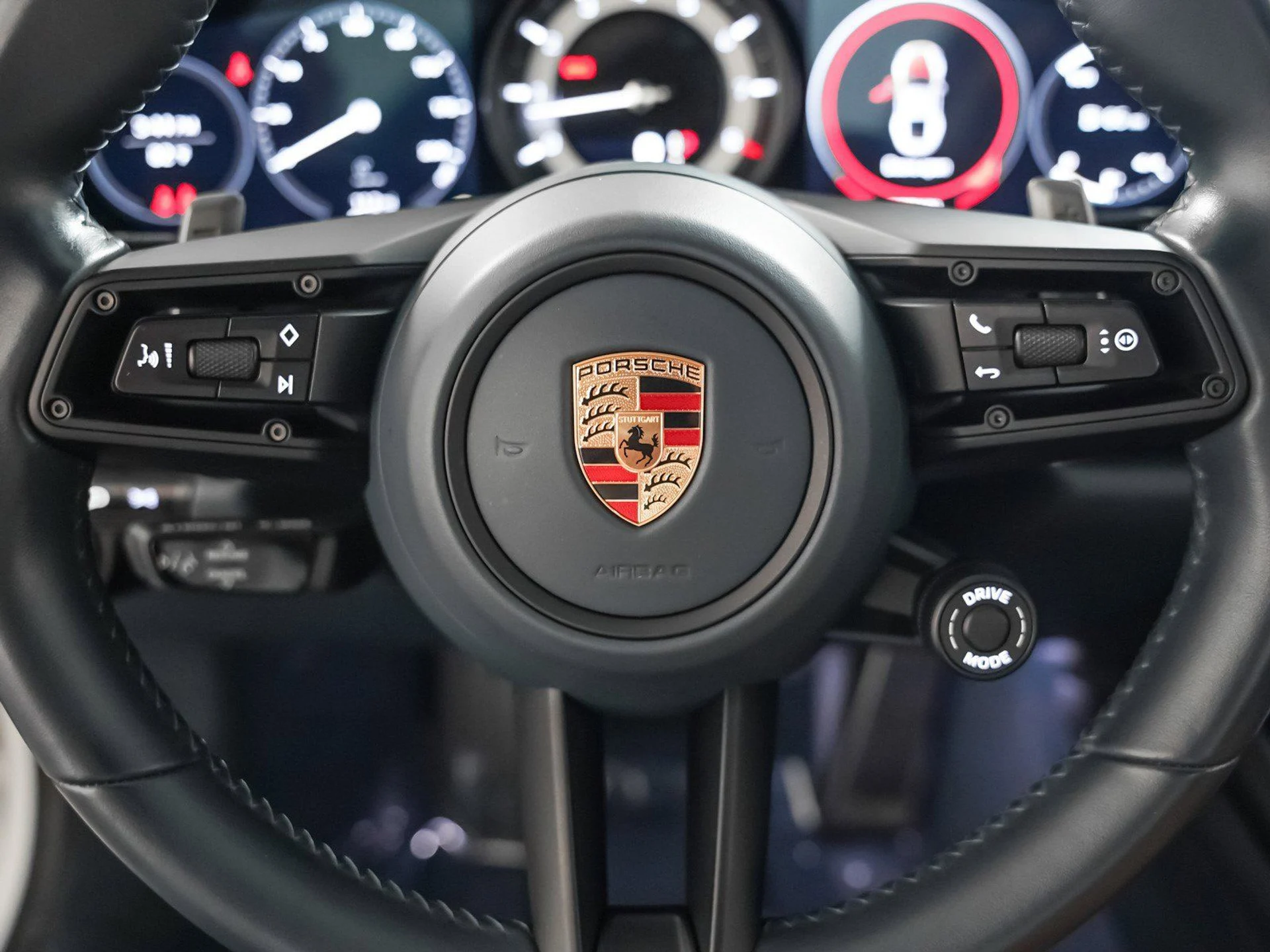 mph014_257560501_57a750b2bf25f488ef629a14a0073073_80b5251e71