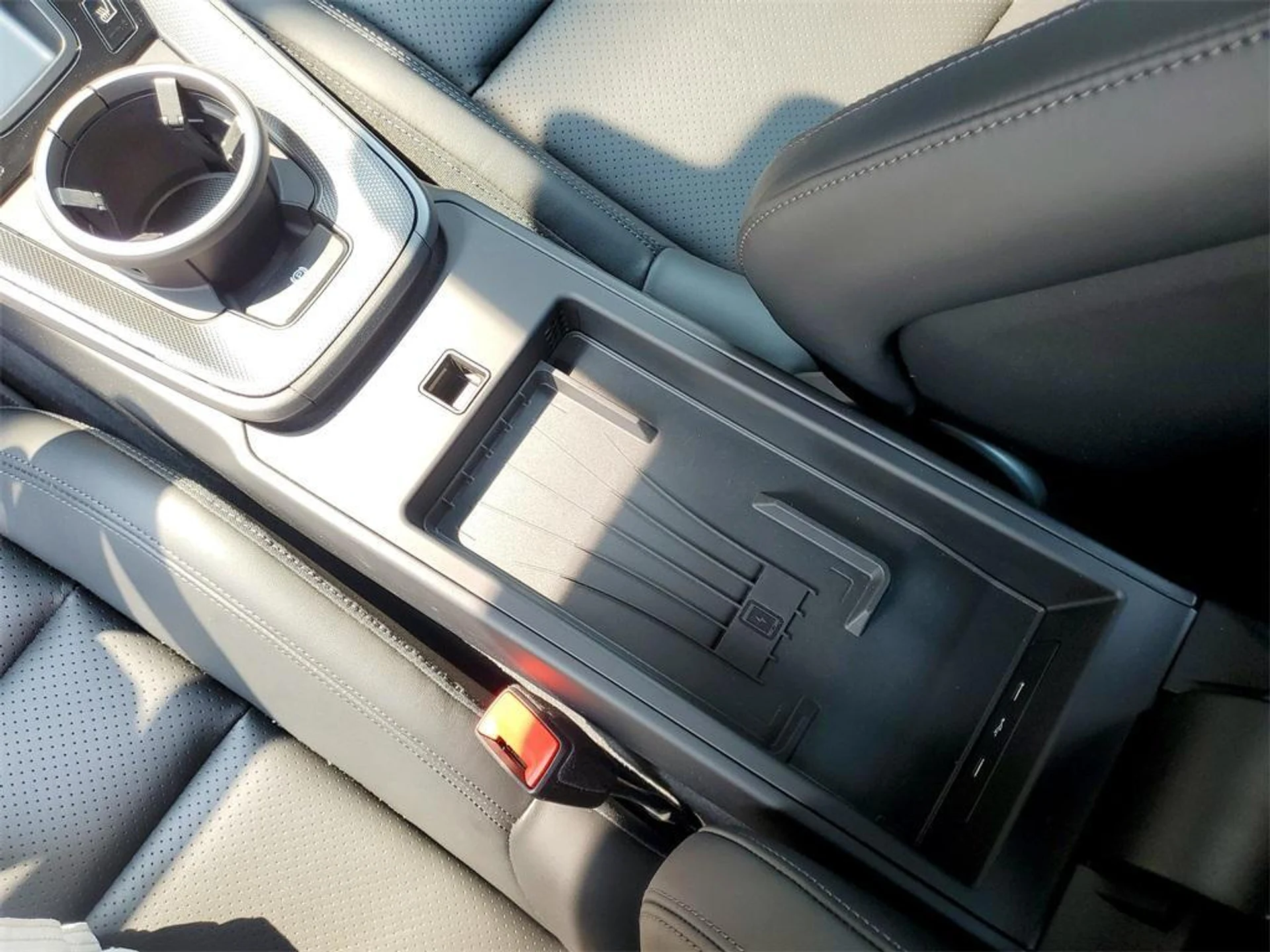 mph014_2576569701_auq5y_Up98c_Nm_HQR_99o_N_3v_HYY_eec53d8c7a