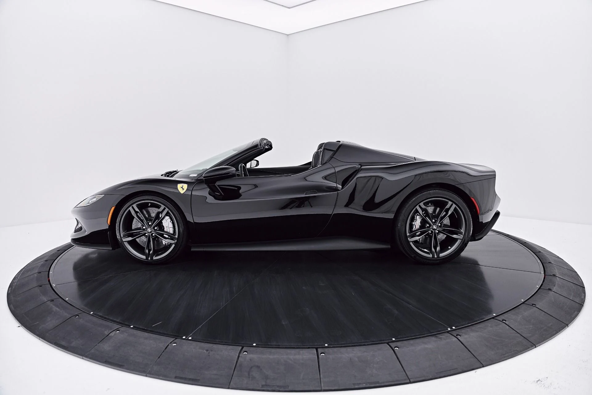 mph014_2586272356_Used_2024_Ferrari_296_GTS_1787614495_b81a725fc6