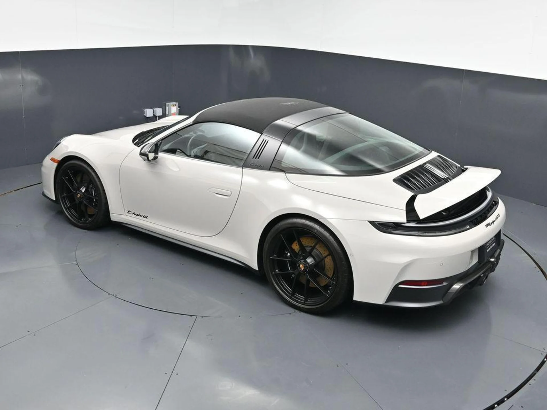 mph014_2587738523_k5vugm_Wty_JG_z_J0mw_XL_Js_Cf7_DFQ_6617e59a41