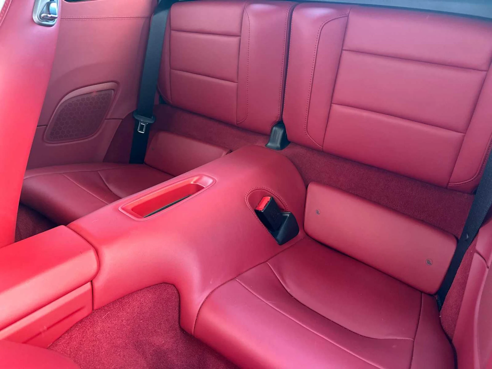 mph014_2594847062_4ae2f9a17a5bf80c1b9605badc5a2d41x_583545606d