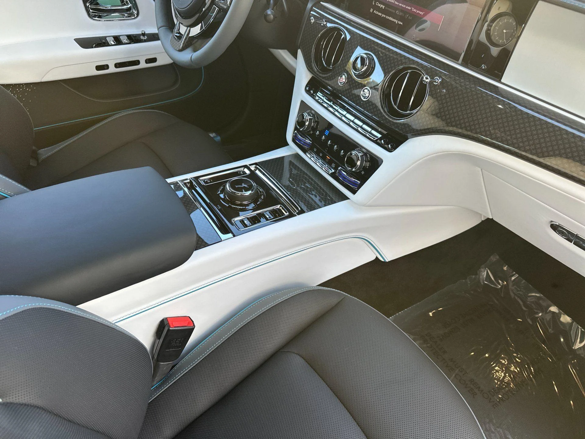 mph014_2601166746_New_2026_Rolls_Royce_Spectre_Black_Badge_1773996536_c800c80b3a