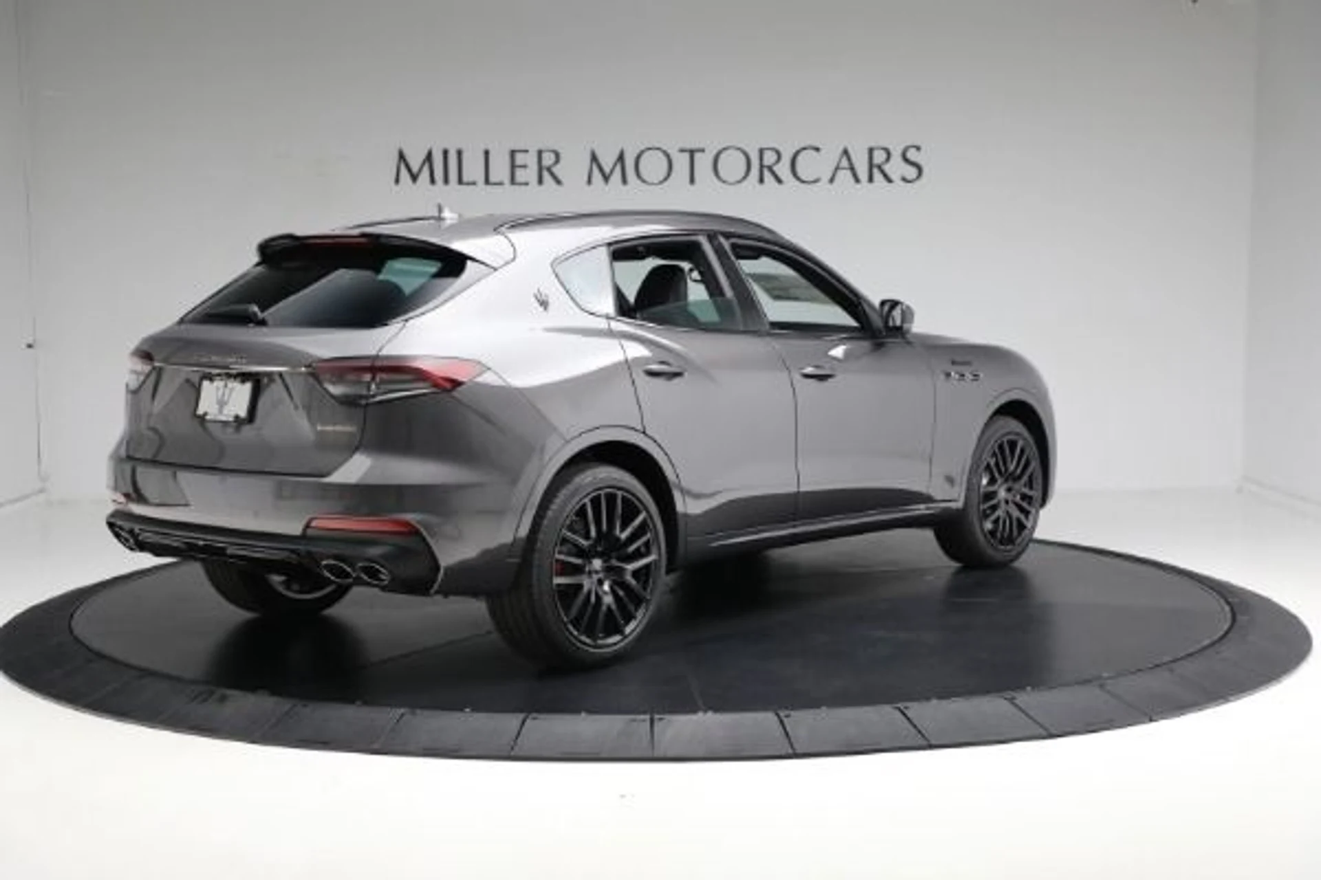 mph014_2602053838_New_2024_Maserati_Levante_Modena_Ultima_cdafdb7768