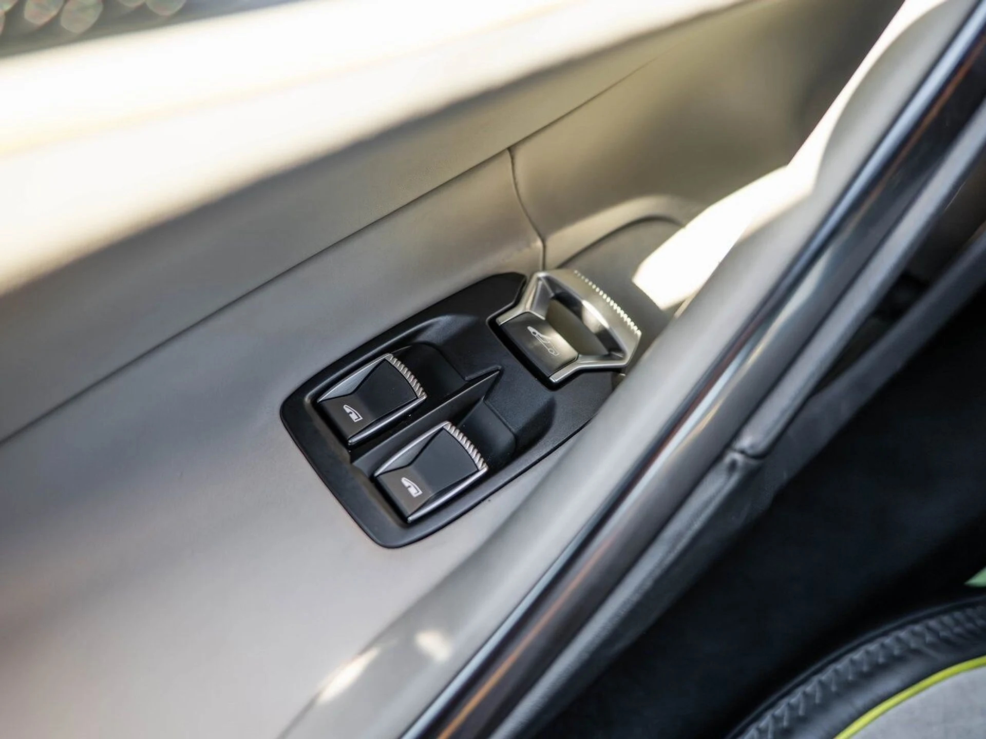 mph014_2603323778_858d5578c4f9e636cabb08d93bdf2e9ex_f70cef15f0