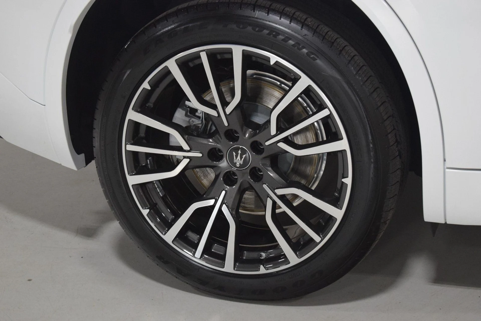 mph014_2607657249_9c6c8b4fe597faff93806f22a79fe88bx_28dd235dbb