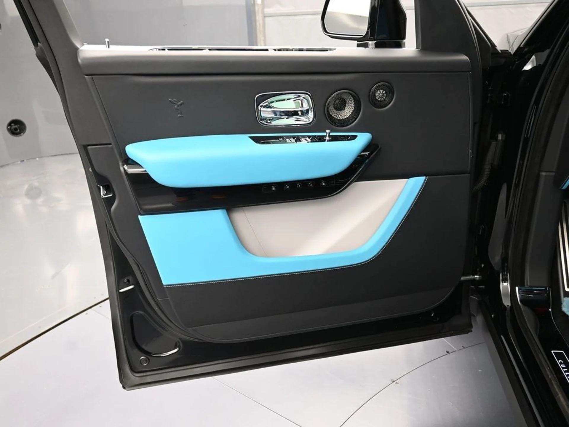 mph014_260903365_1785c5733a1b1503000c058a65c11a00_a119608240