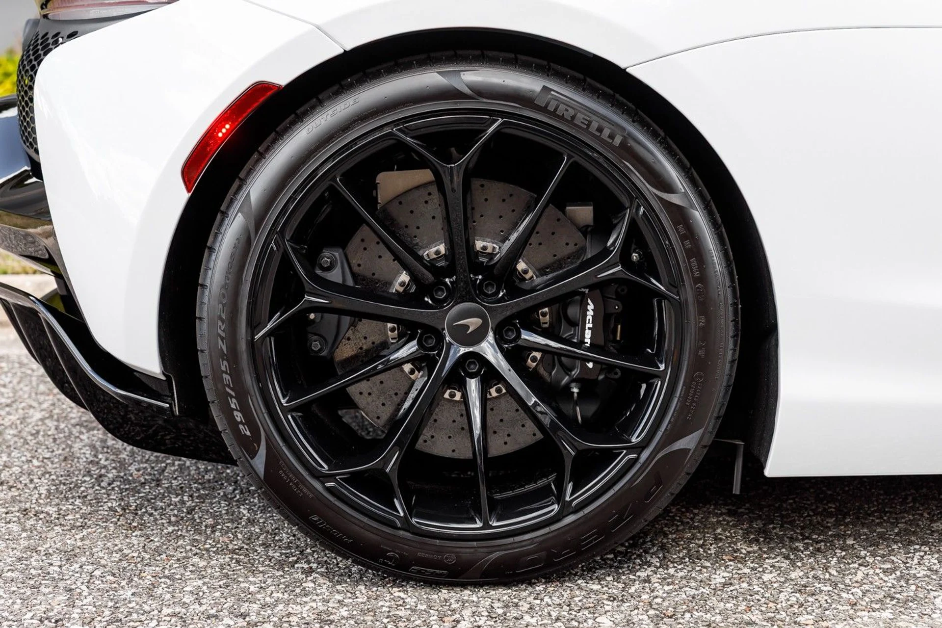 mph014_2610935549_658_p15_l_7e1d497fb5