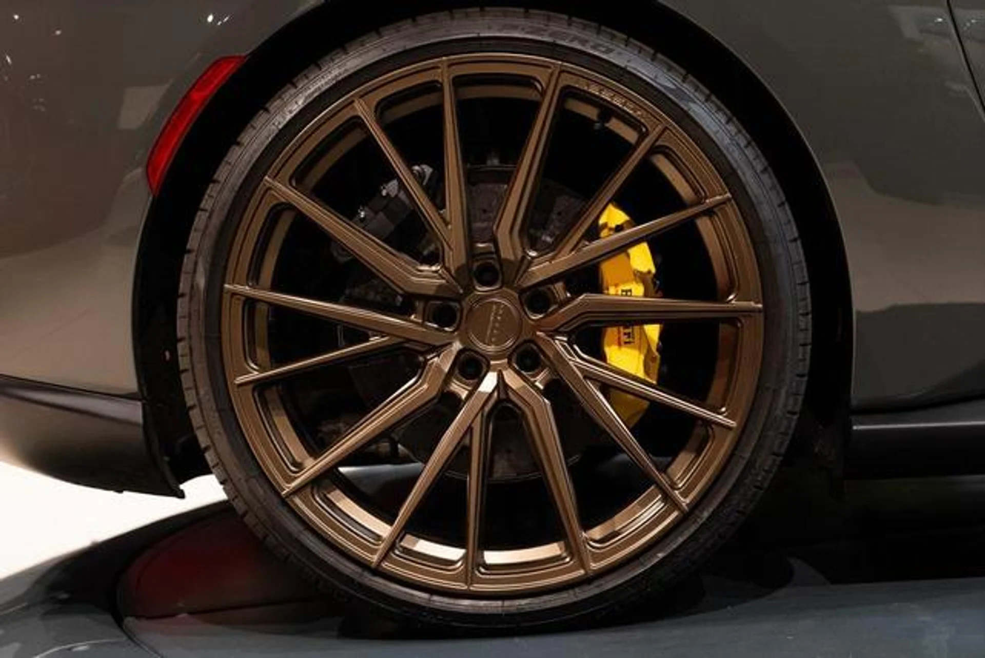 mph014_2615642609_vk_JE_7v_Lc_BG_Uu_P_Rra_NYO_28v_Ijm7c_8c88cf138a