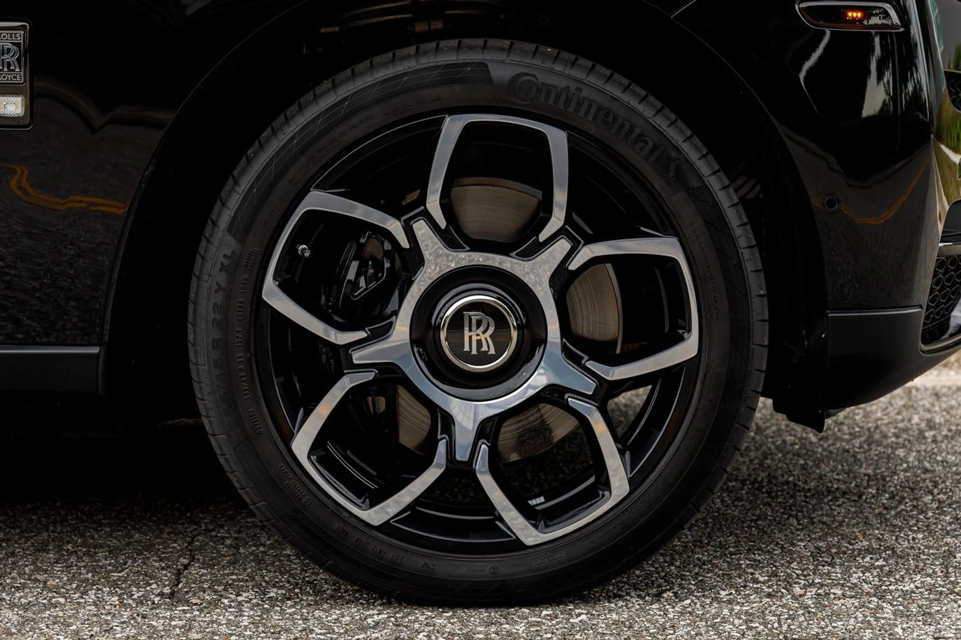 mph014_261595283_649_p15_l_5d2cf7ab07