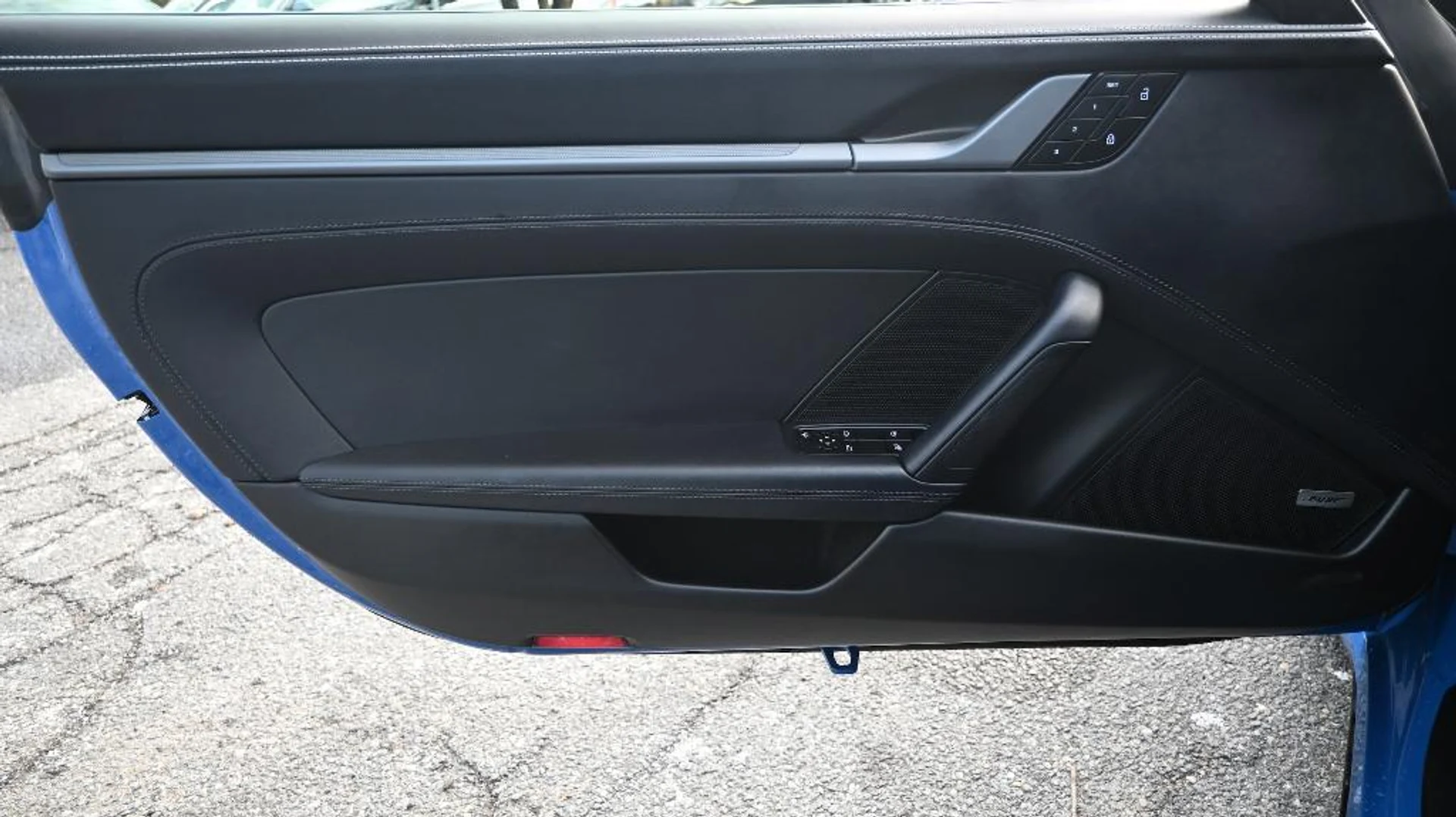 mph014_2619626221_Kxsf2_T_z_Z8tp_Uom_Zsk_M_Mn09_DOA_0_896a7fd5df