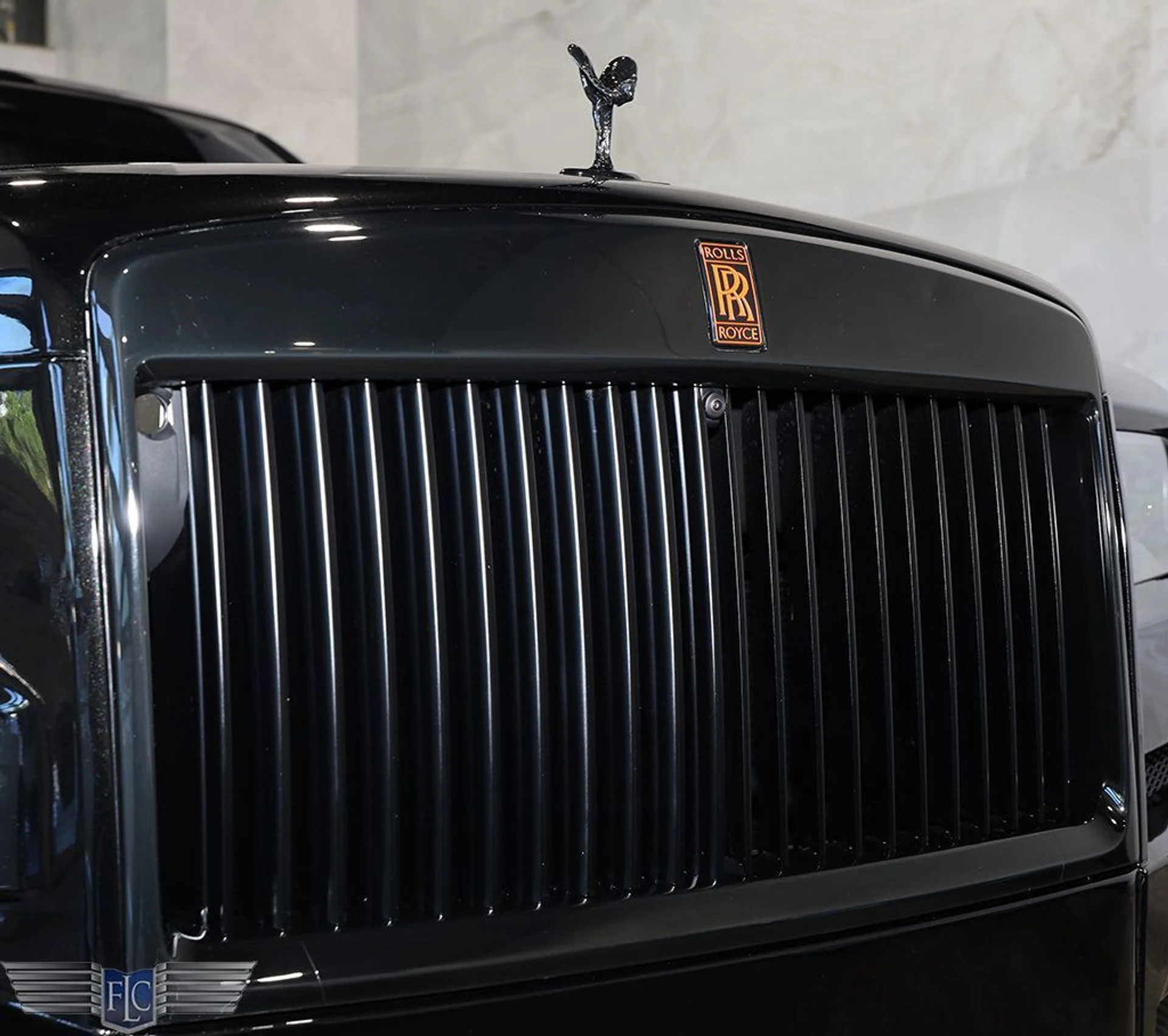 mph014_2626146169_used_2023_rolls_royce_cullinan_blackbadgesportutility_9689_23001935_15_1024_c77d20fd0c