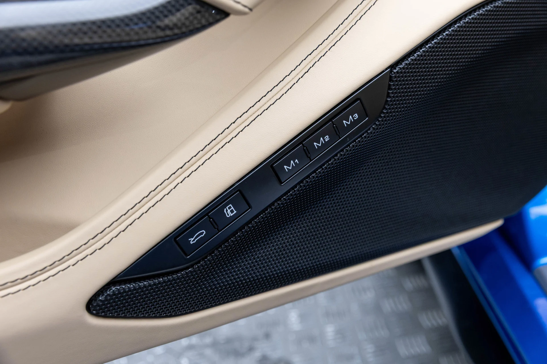 mph014_2627878265_6ce14f4f15e147b79f838215441fea5d_87ec80e37b