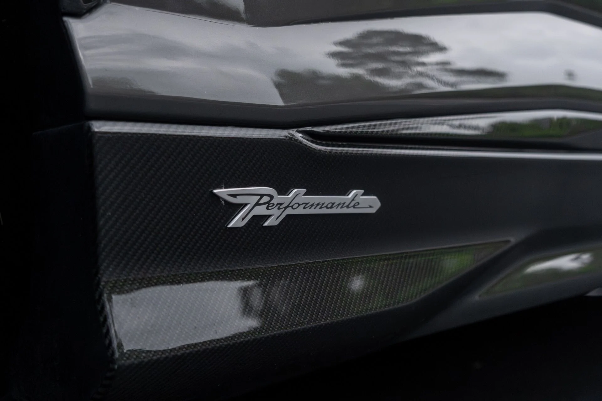 mph014_2629090491_Used_2023_Lamborghini_Urus_Performante_1764644913_96e612ba3b