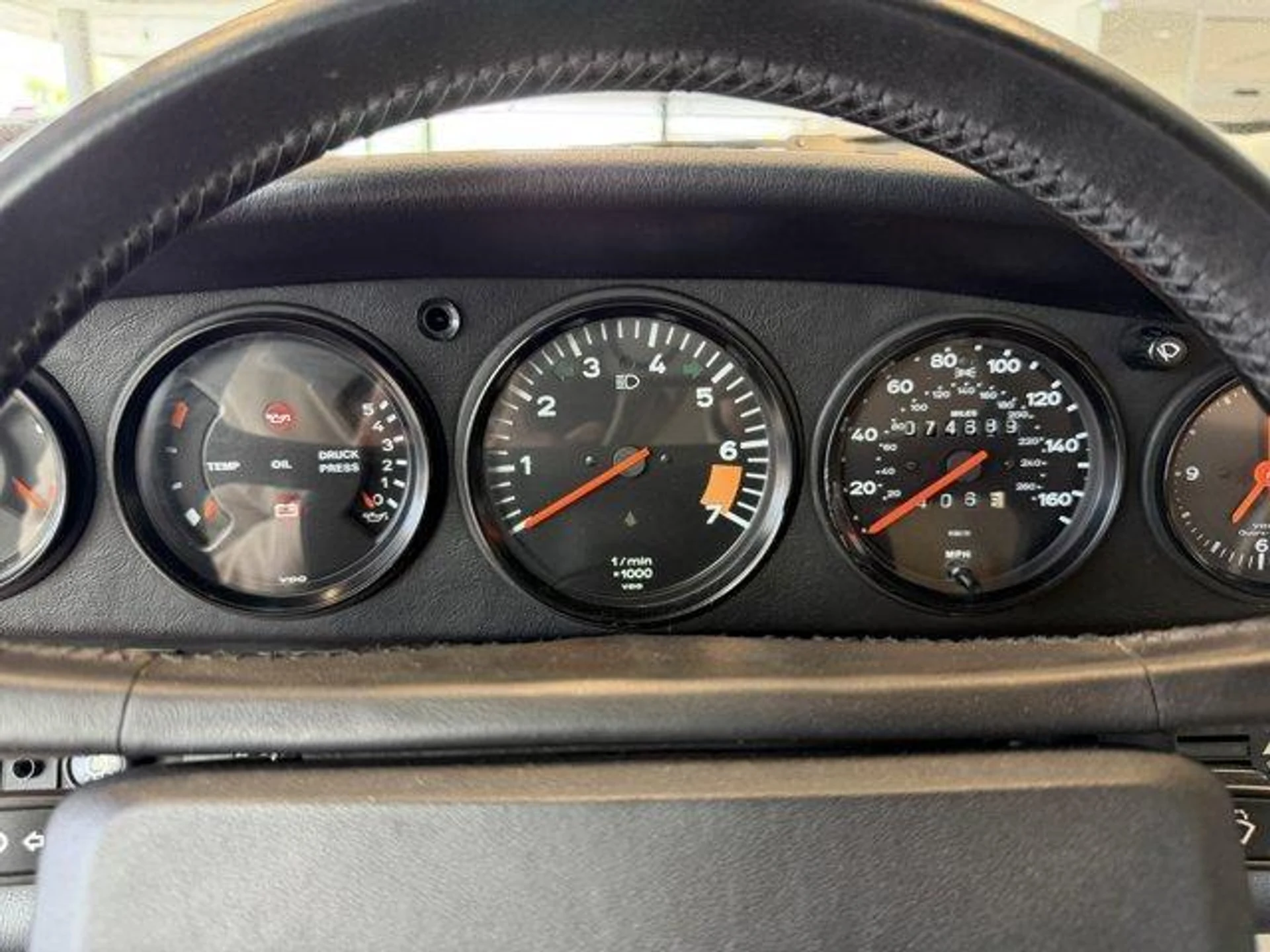 mph014_2632940397_R7_B4k_Ct_V8_Zzn_Y_V_z_Q1rc_X_Dg_Q70_f4c1f6a12c