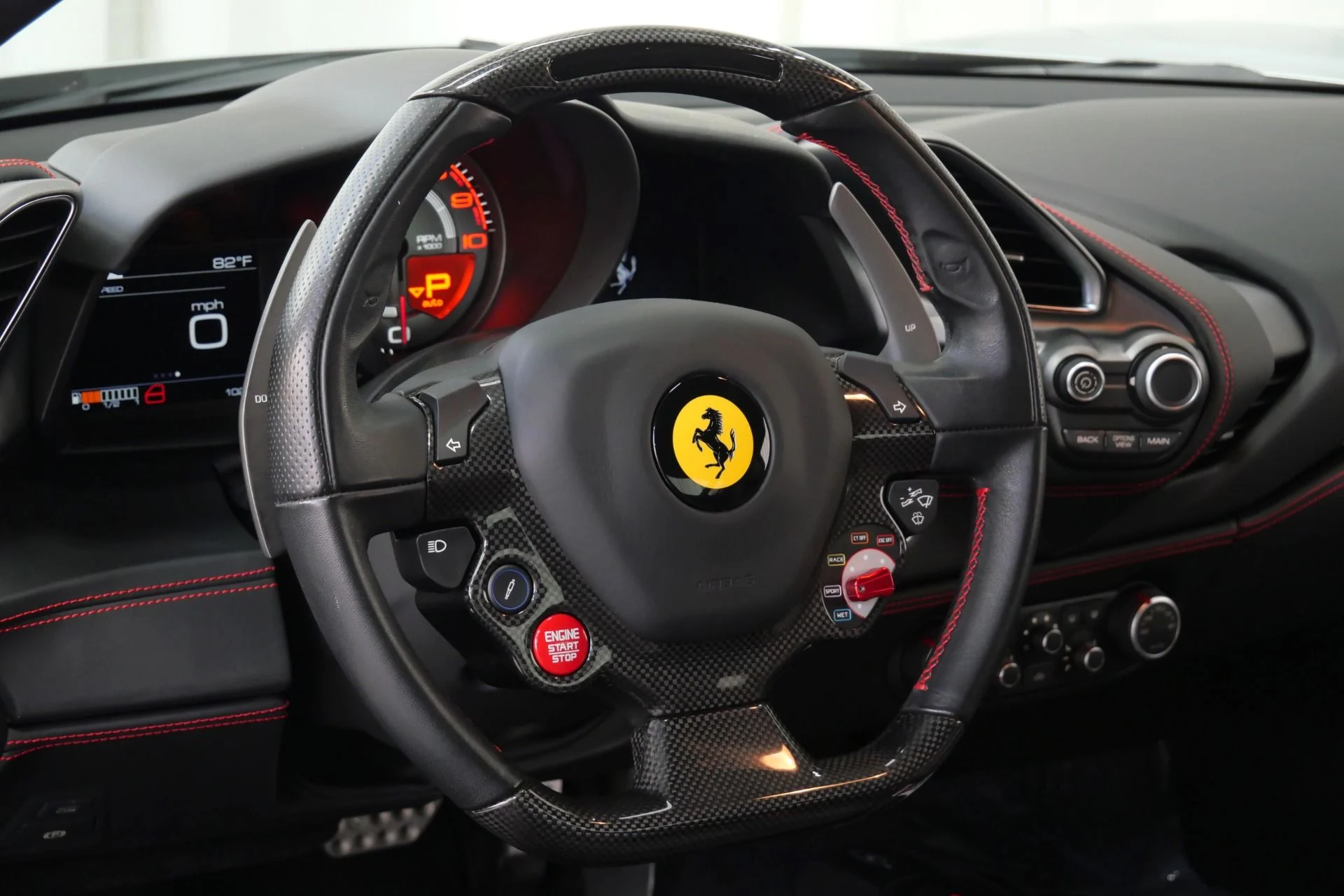 mph014_2633031312_Used_2018_Ferrari_488_GTB_1757341188_8ed5a839fd