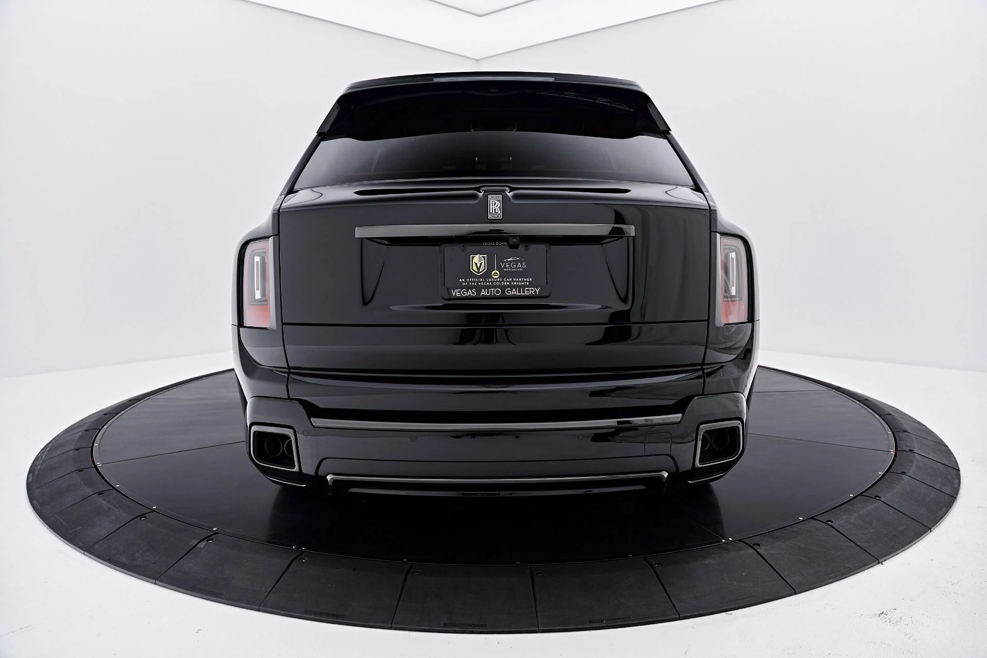 mph014_2650280666_Used_2026_Rolls_Royce_Cullinan_Black_Badge_1788313503_527cf25880